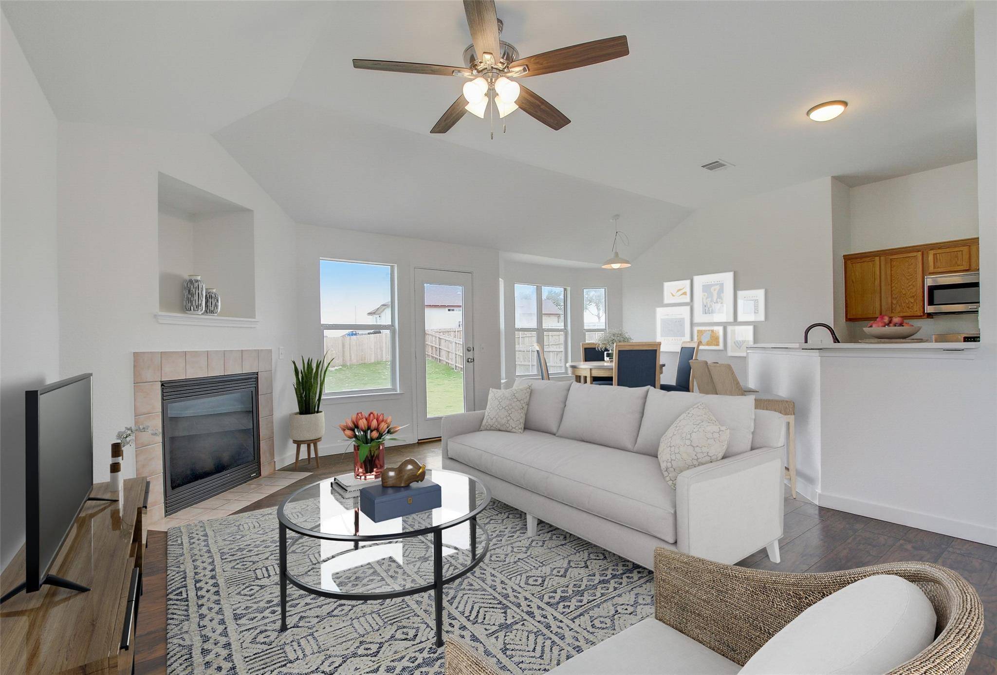 402 Estate DR, Hutto, TX 78634