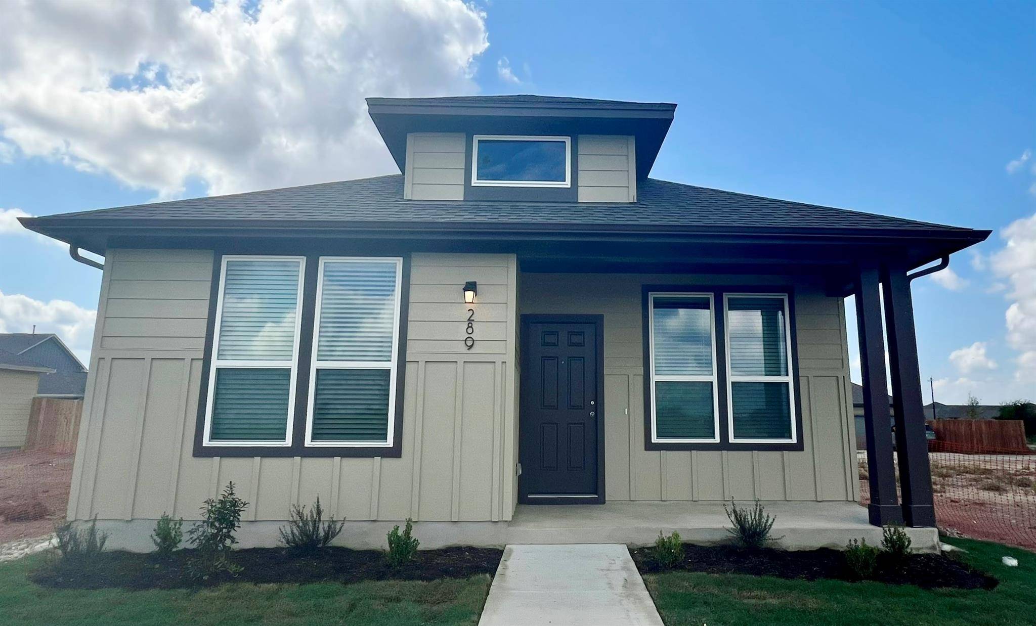 289 Porter Country PKWY, Buda, TX 78610