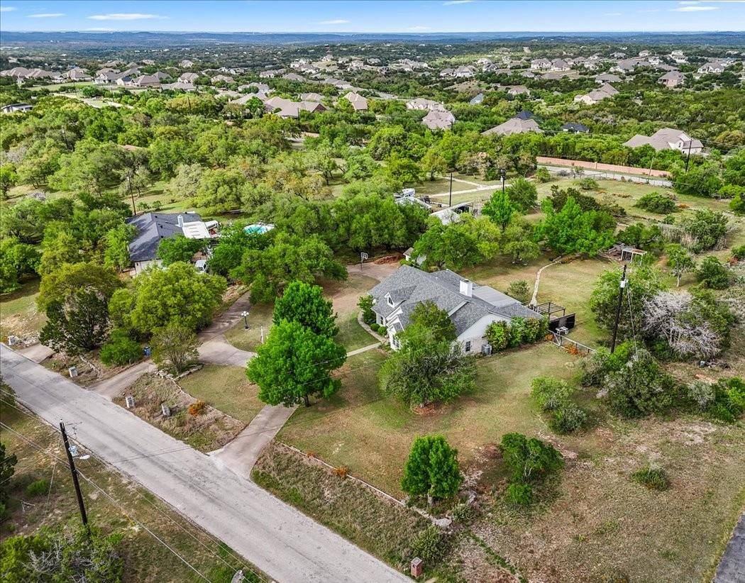 1007 Hidden Hills DR, Dripping Springs, TX 78620