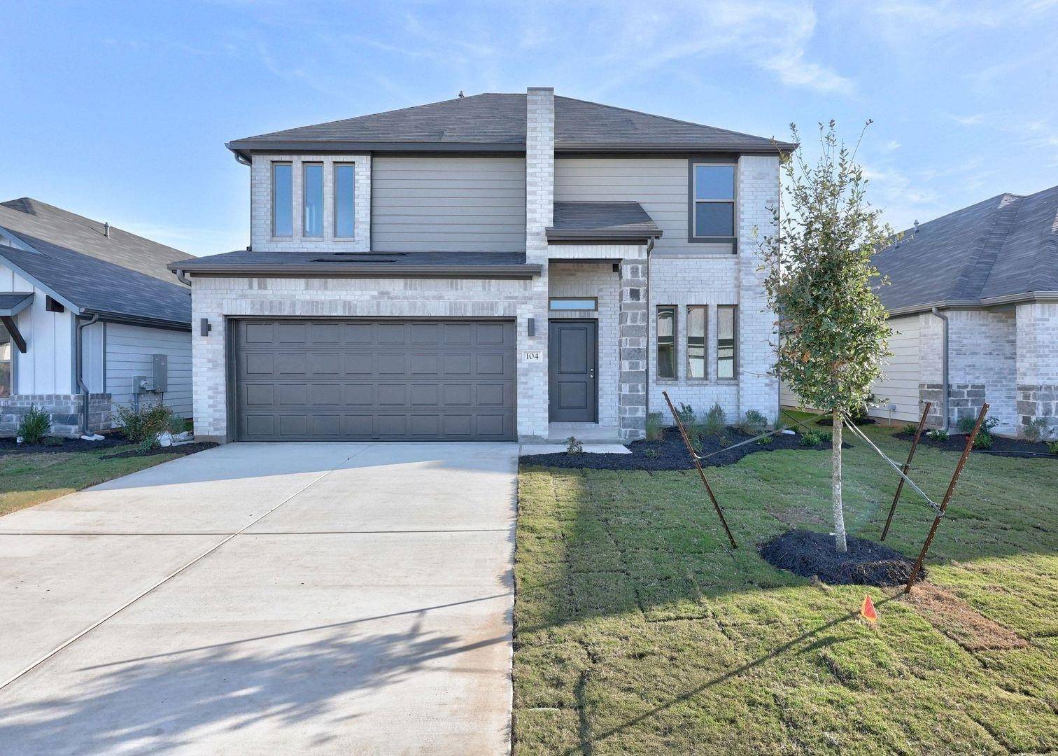 104 Mandeville DR, Hutto, TX 78634
