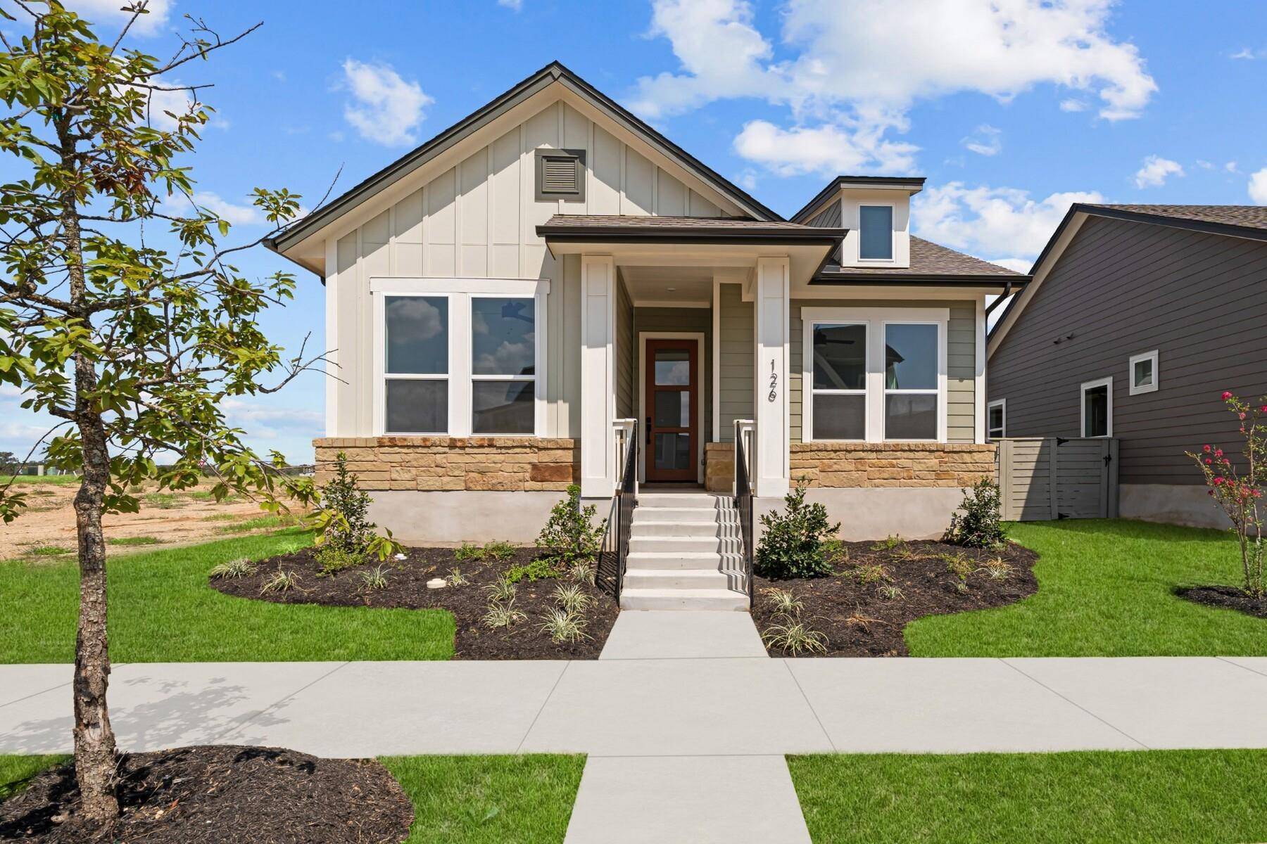 126 Gouda DR, Bastrop, TX 78602