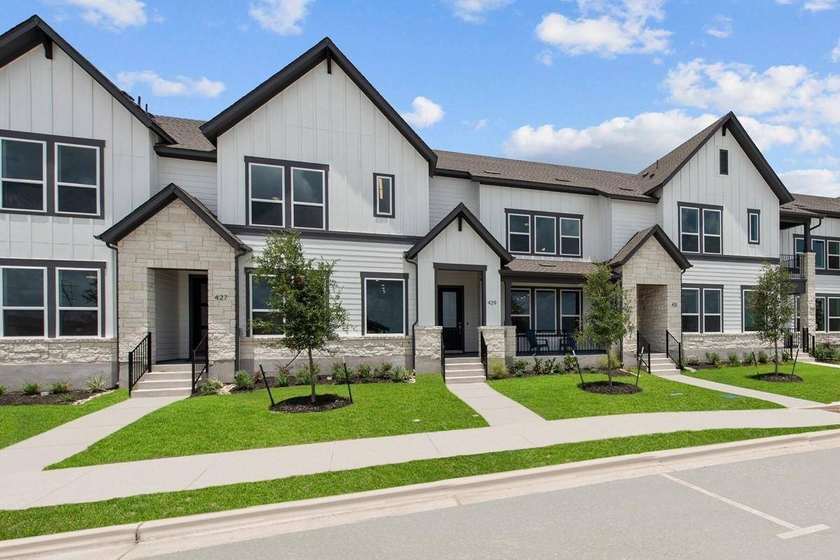 429 Emory Crossing BLVD, Hutto, TX 78634