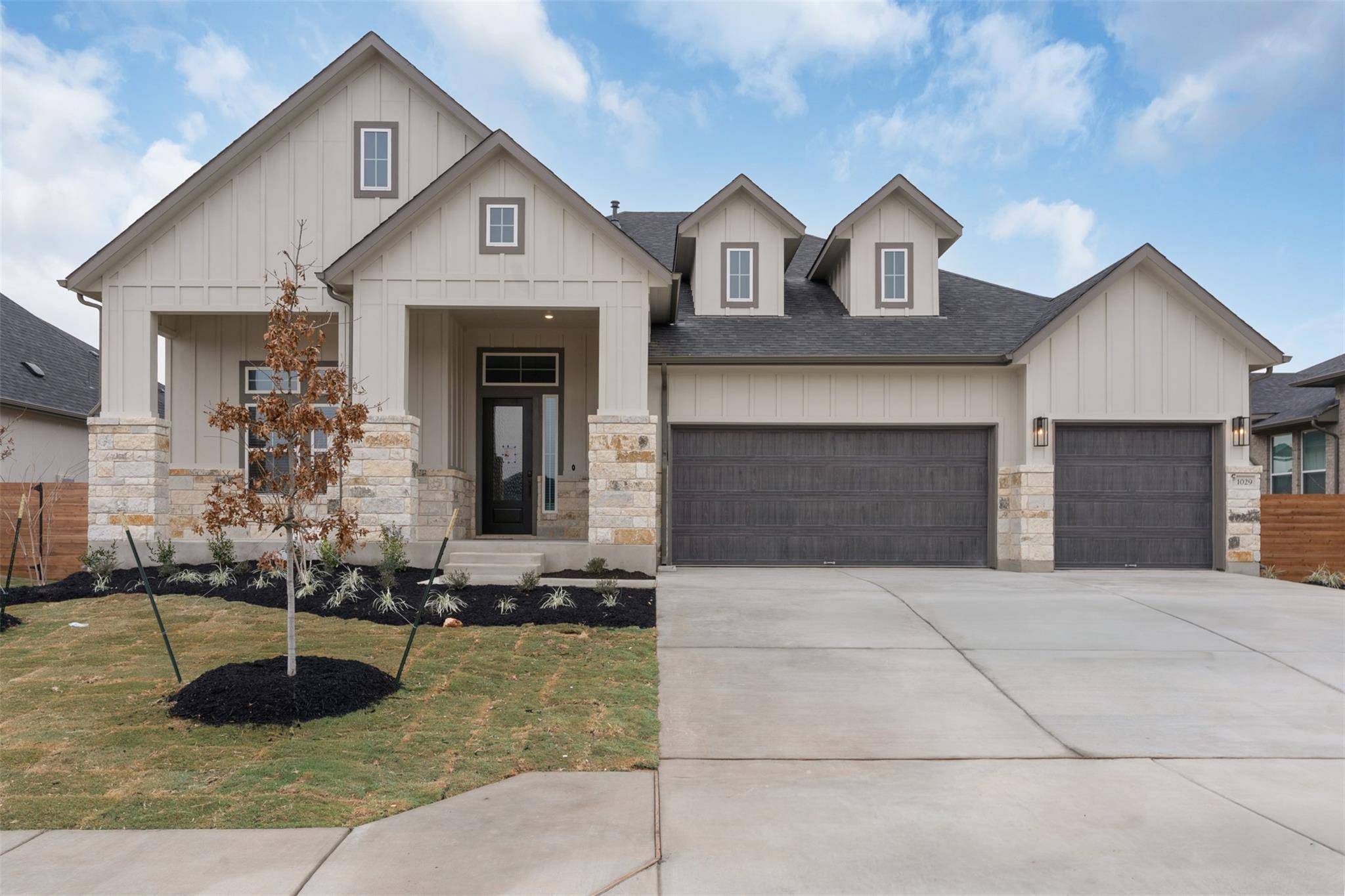1029 Painted Horse DR, Georgetown, TX 78633