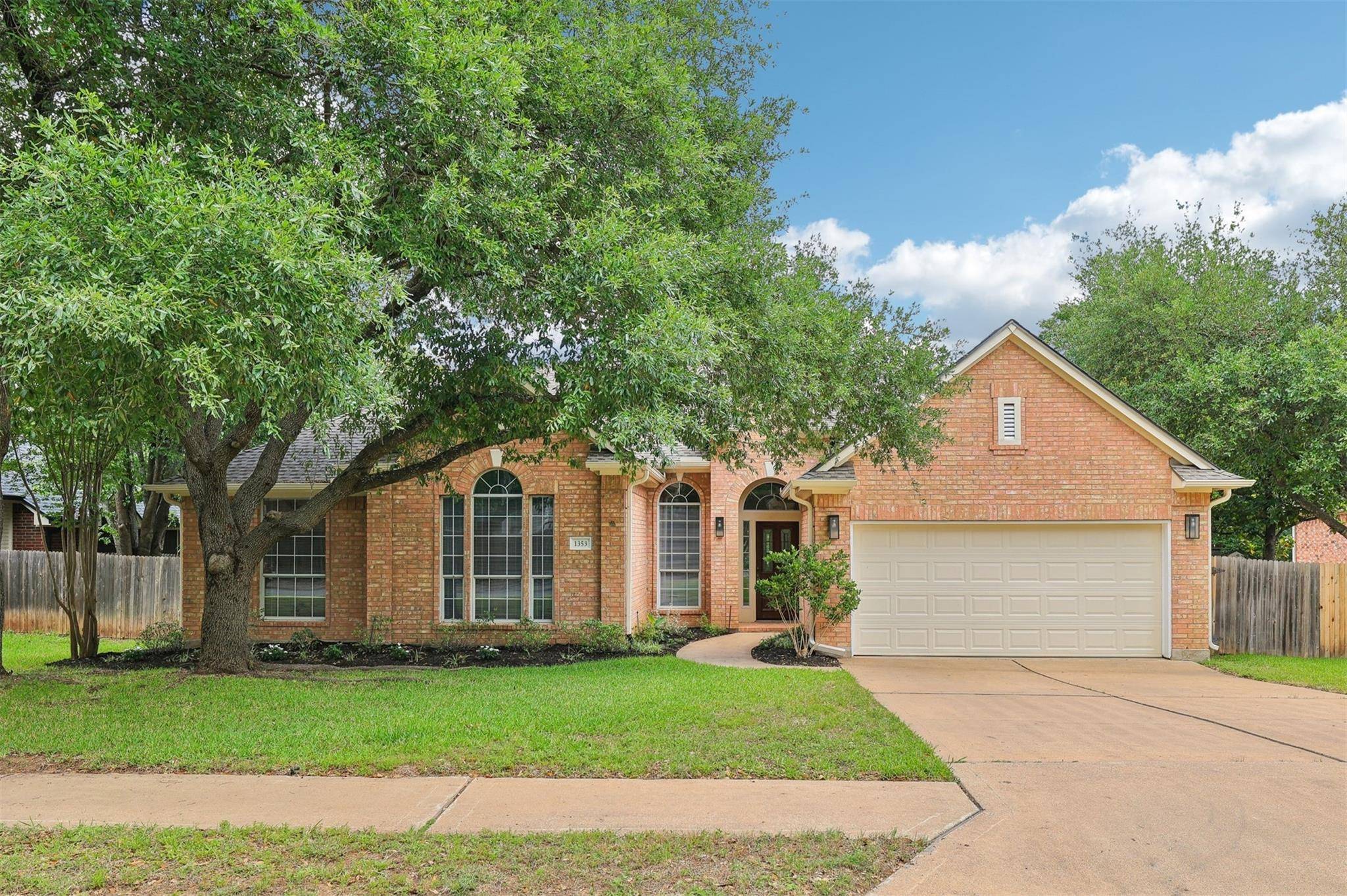 1353 Braided Rope DR, Austin, TX 78727