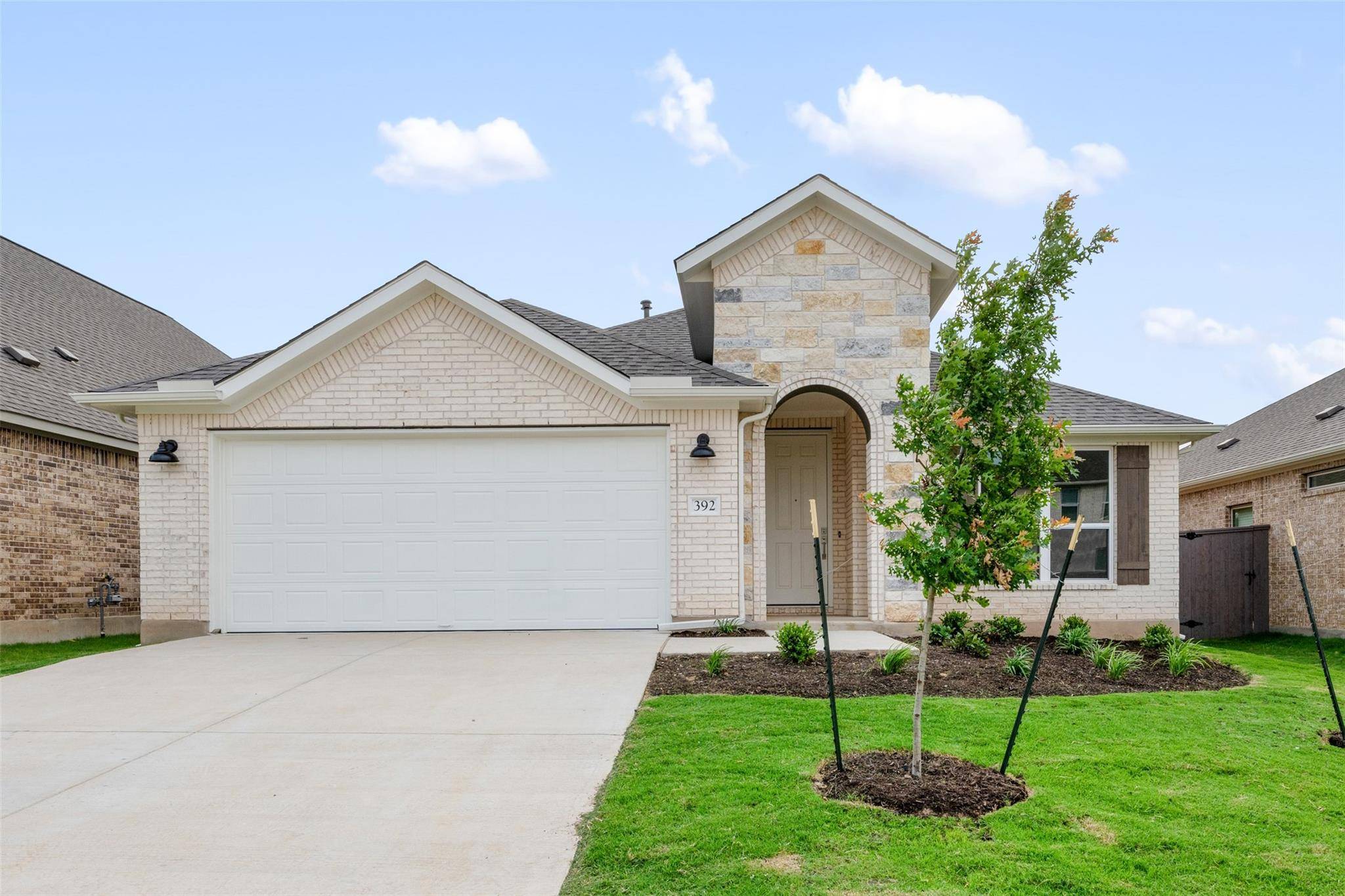 392 Smithsonian LN, Kyle, TX 78640