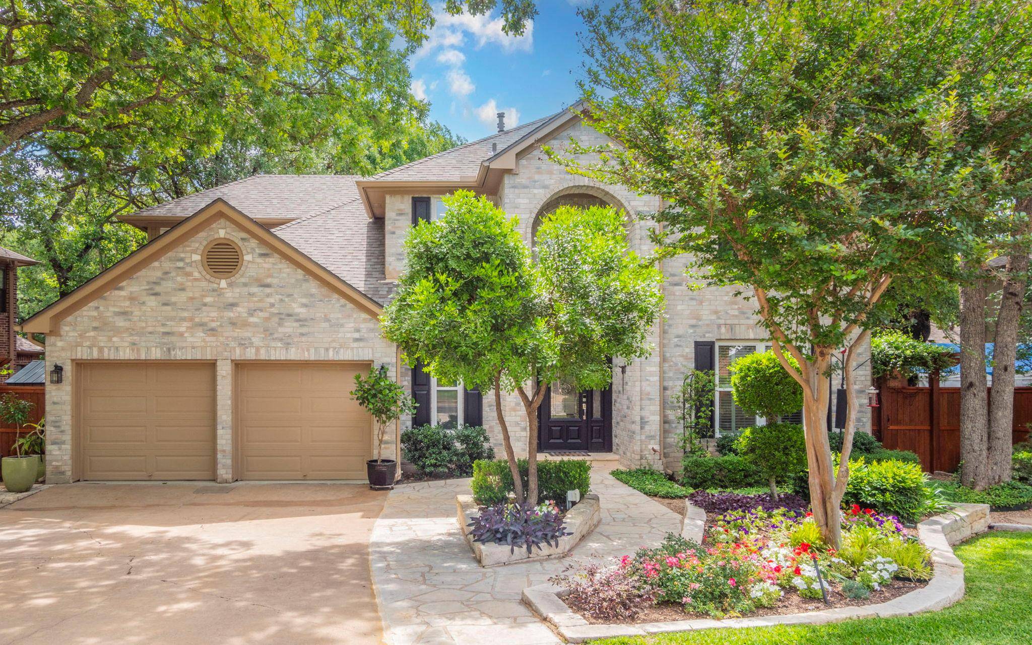 1111 Red Bird DR, Cedar Park, TX 78613
