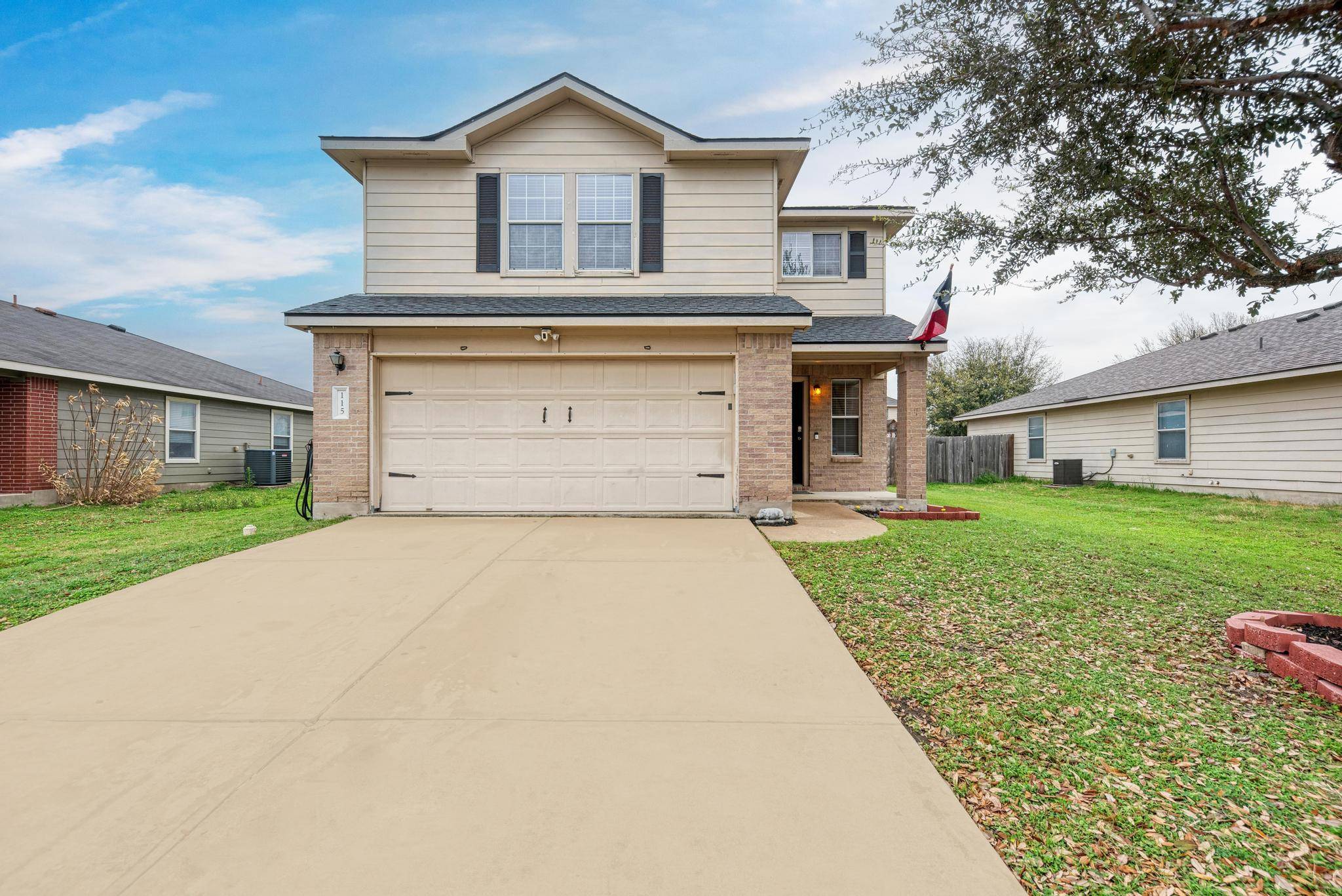 115 Camellia DR, Hutto, TX 78634