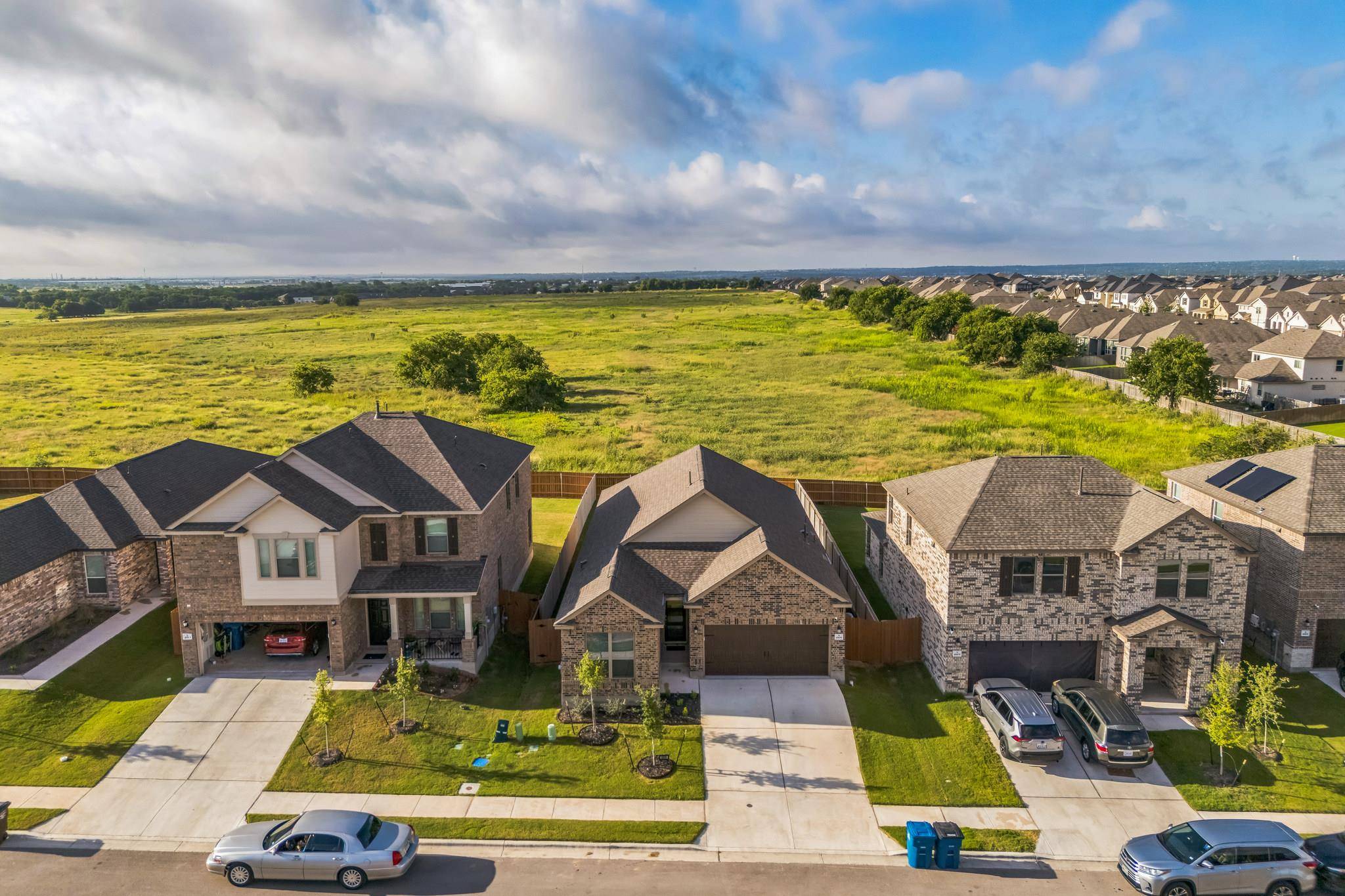 4909 Teverola DR, Round Rock, TX 78665