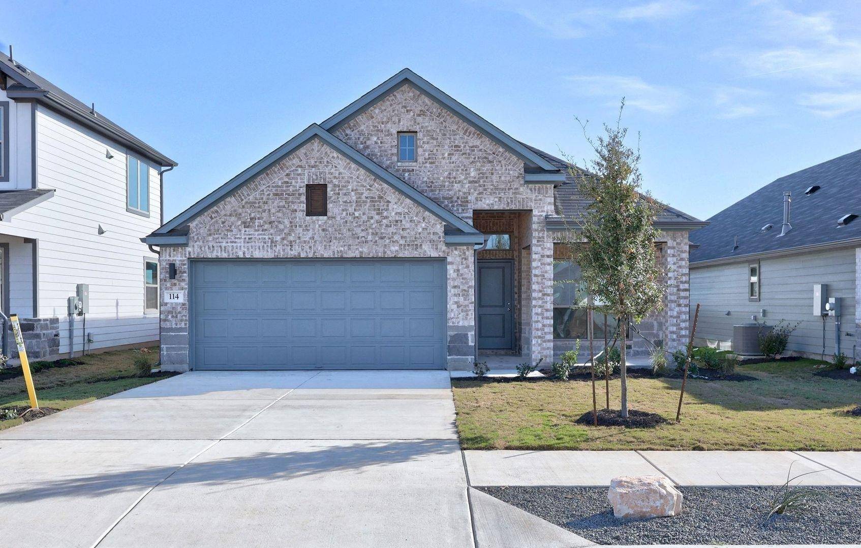 114 Mandeville DR, Hutto, TX 78634