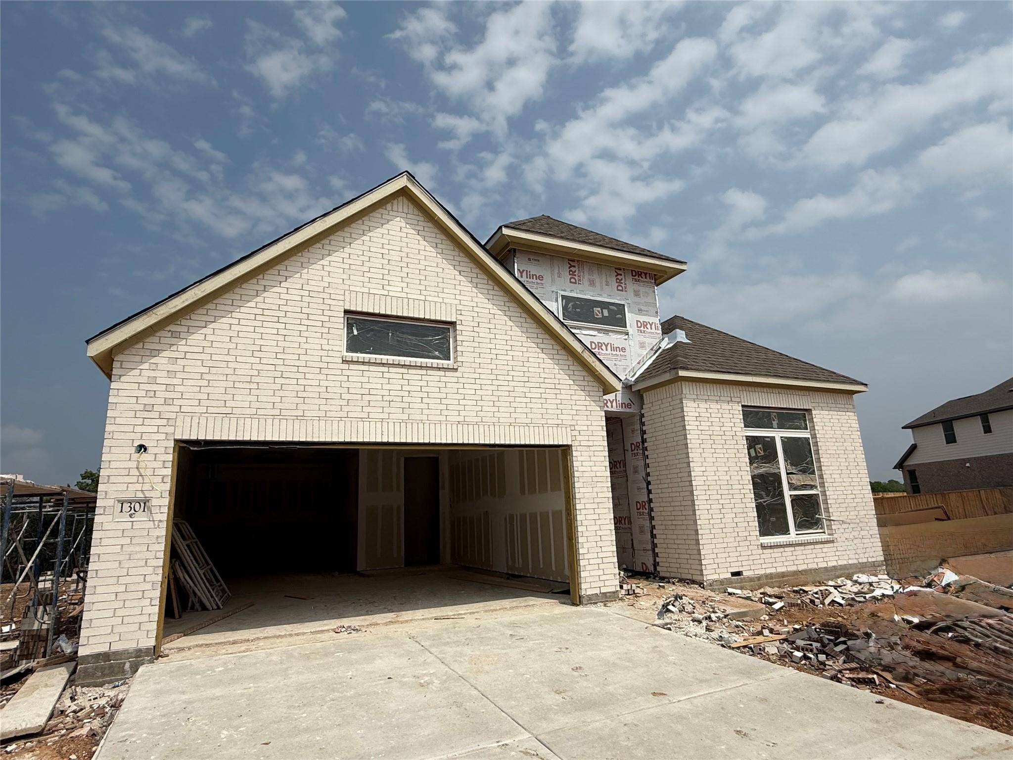 1301 Robin TRL, Round Rock, TX 78681