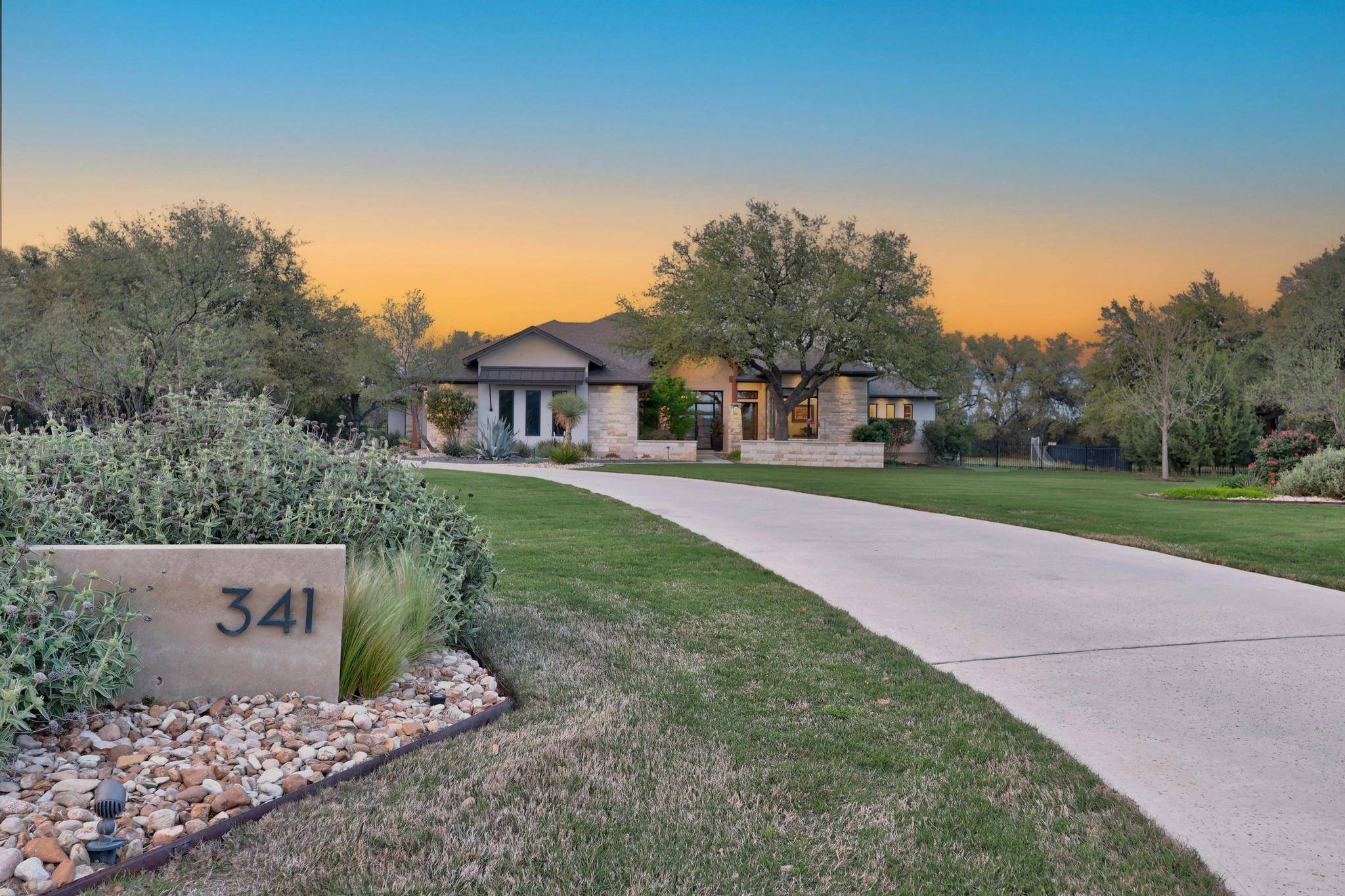 341 Beltorre DR, Georgetown, TX 78633