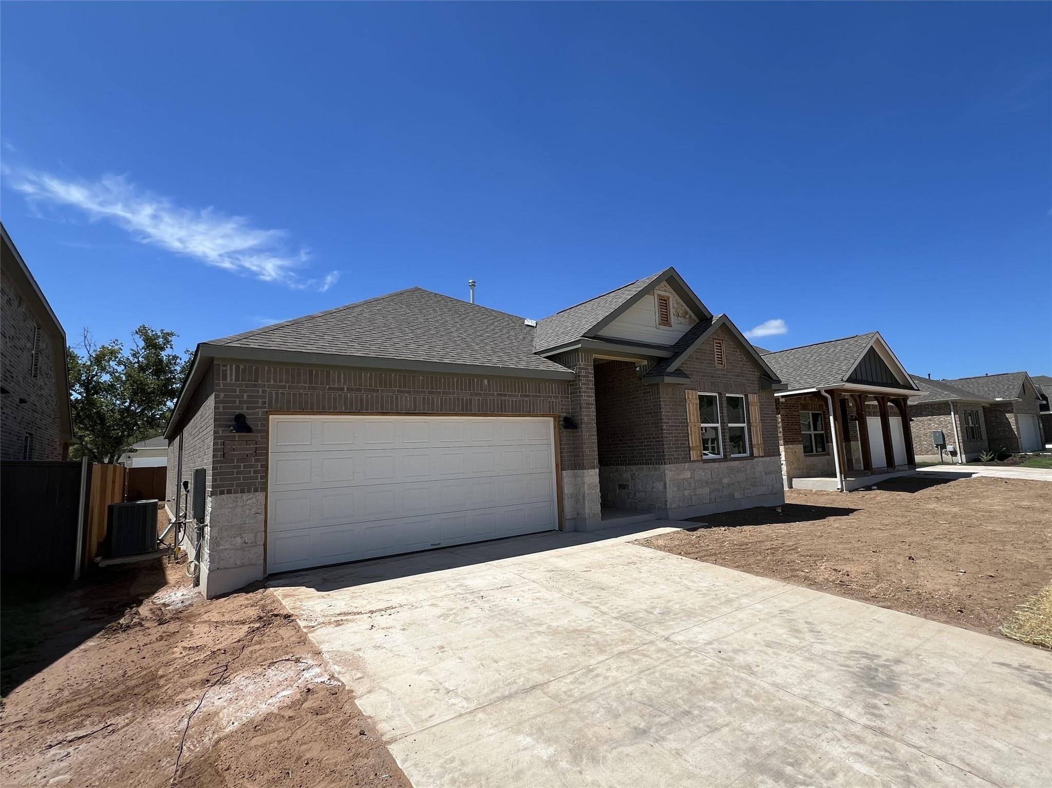 179 Grand Teton DR, Kyle, TX 78640
