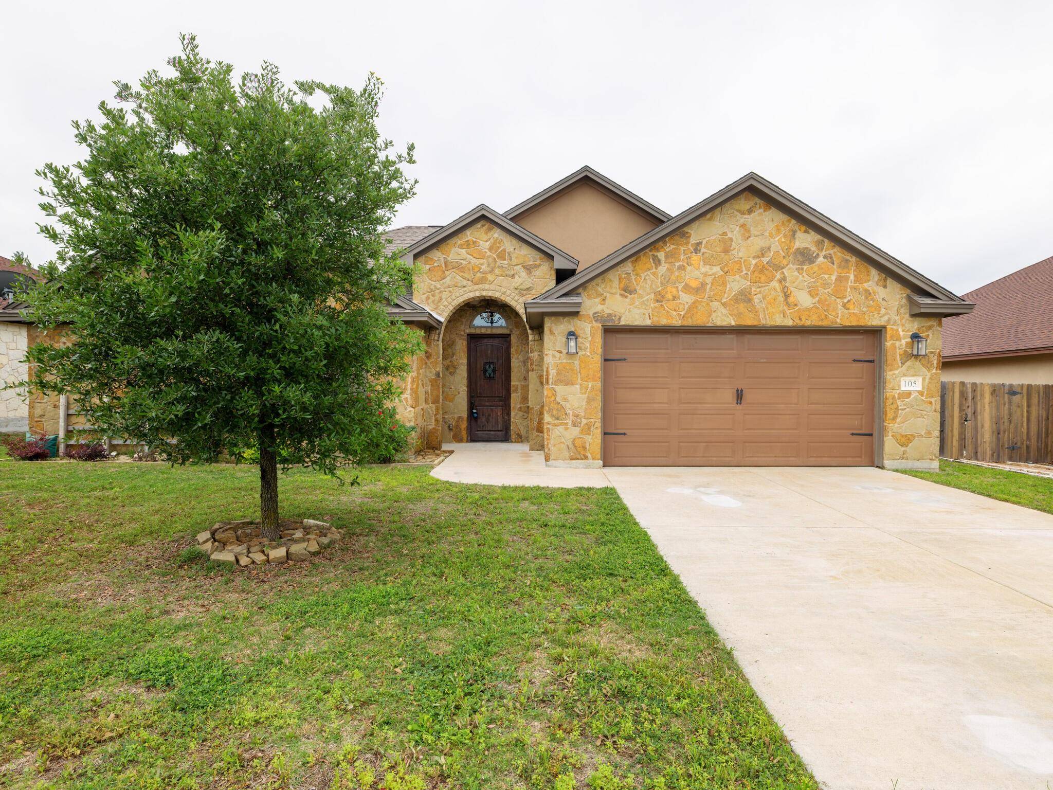 105 Katie Hill PATH, Jarrell, TX 76537
