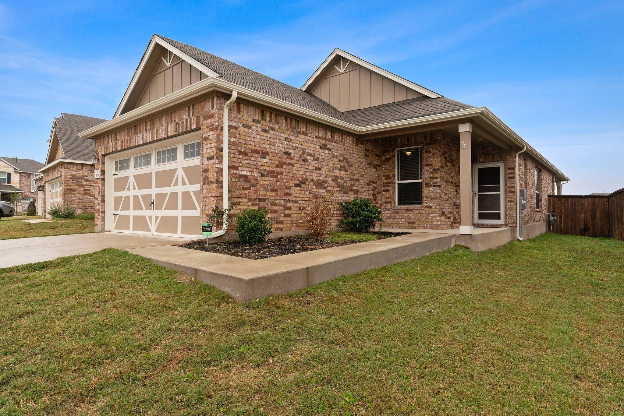 509 Lady Swiss LN #110, Hutto, TX 78634