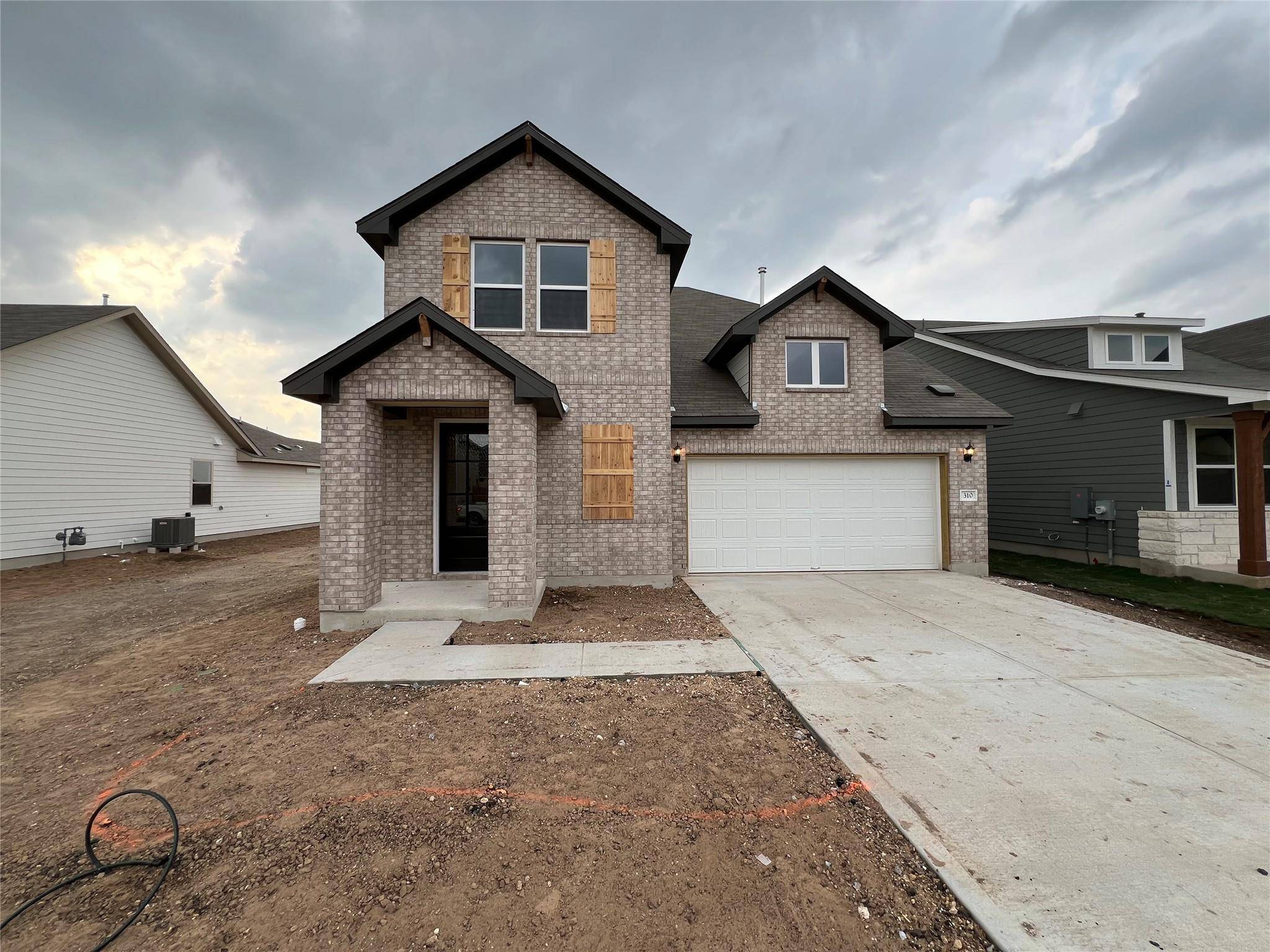 310 Willow Heights DR, Hutto, TX 78634