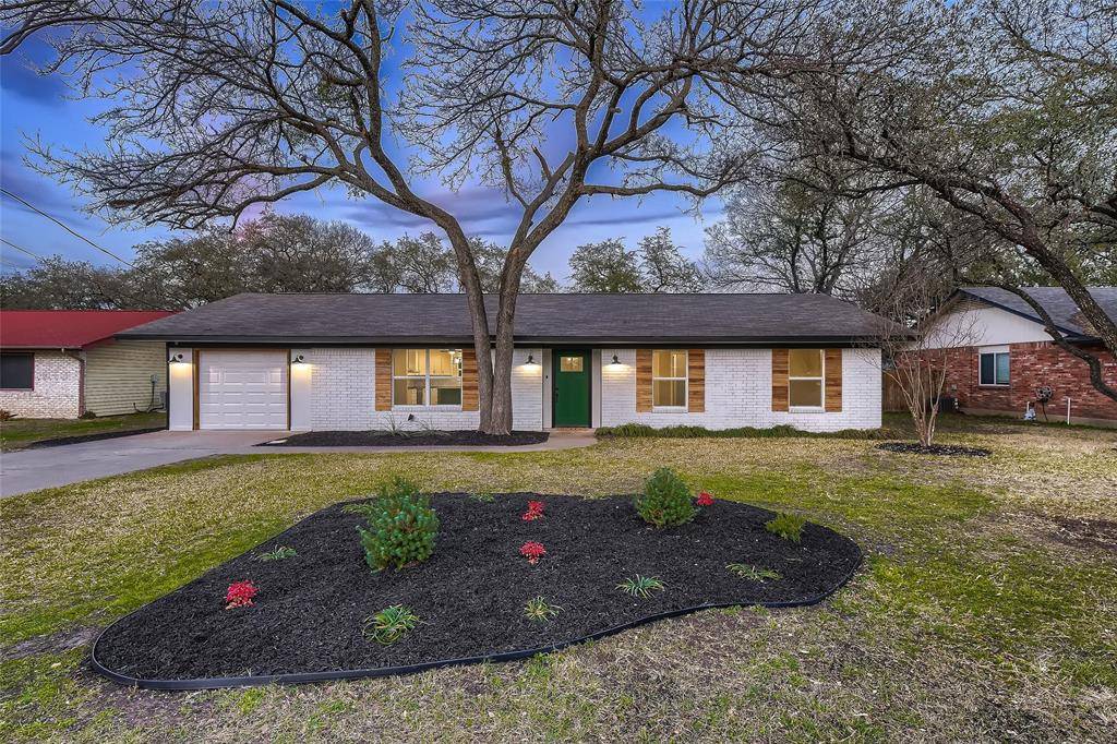 2206 W Riviera DR, Cedar Park, TX 78613