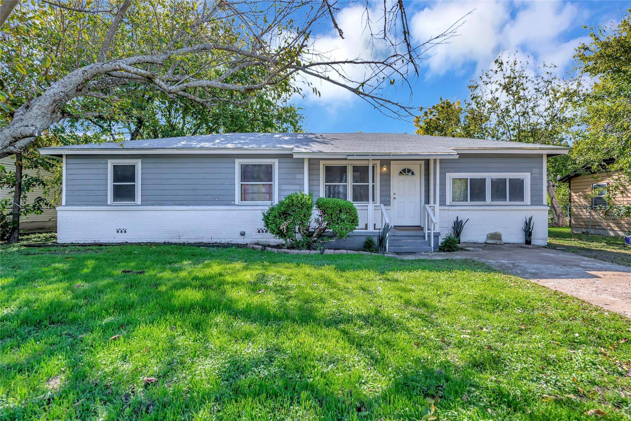 409 W Avenue F, Copperas Cove, TX 76522