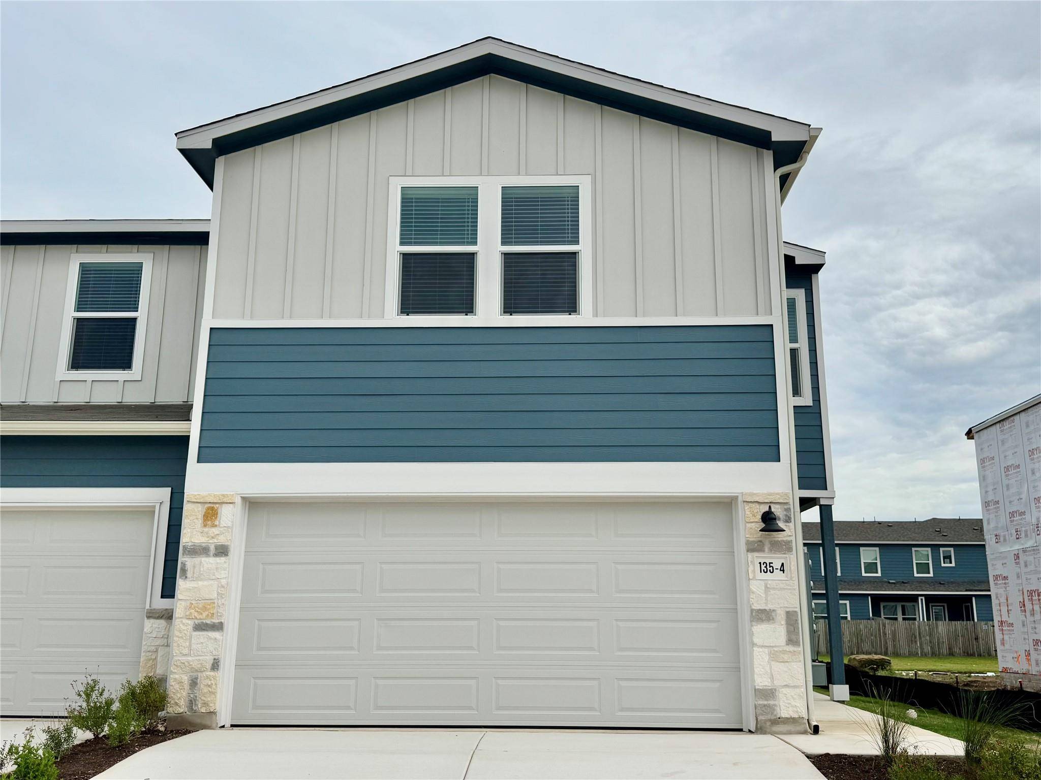 135 Cinnabar LN #4, Kyle, TX 78640