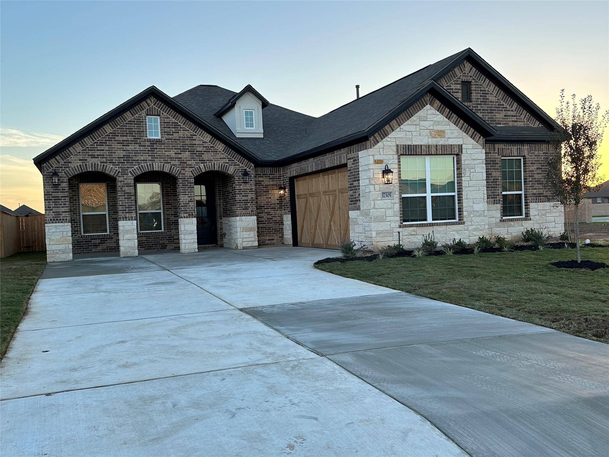 17712 Clairess LN, Manor, TX 78653