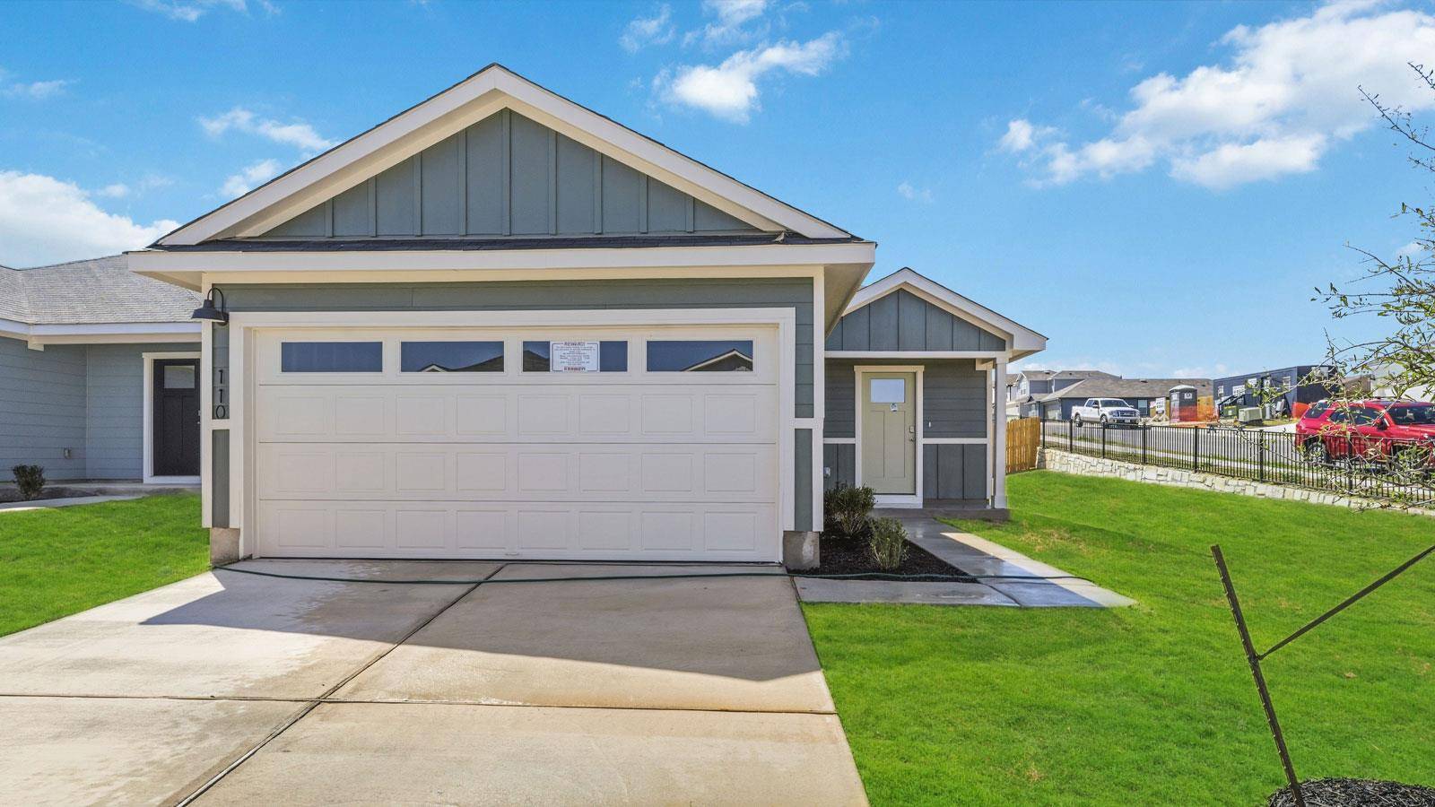 110 Schuenemann WAY, Uhland, TX 78640