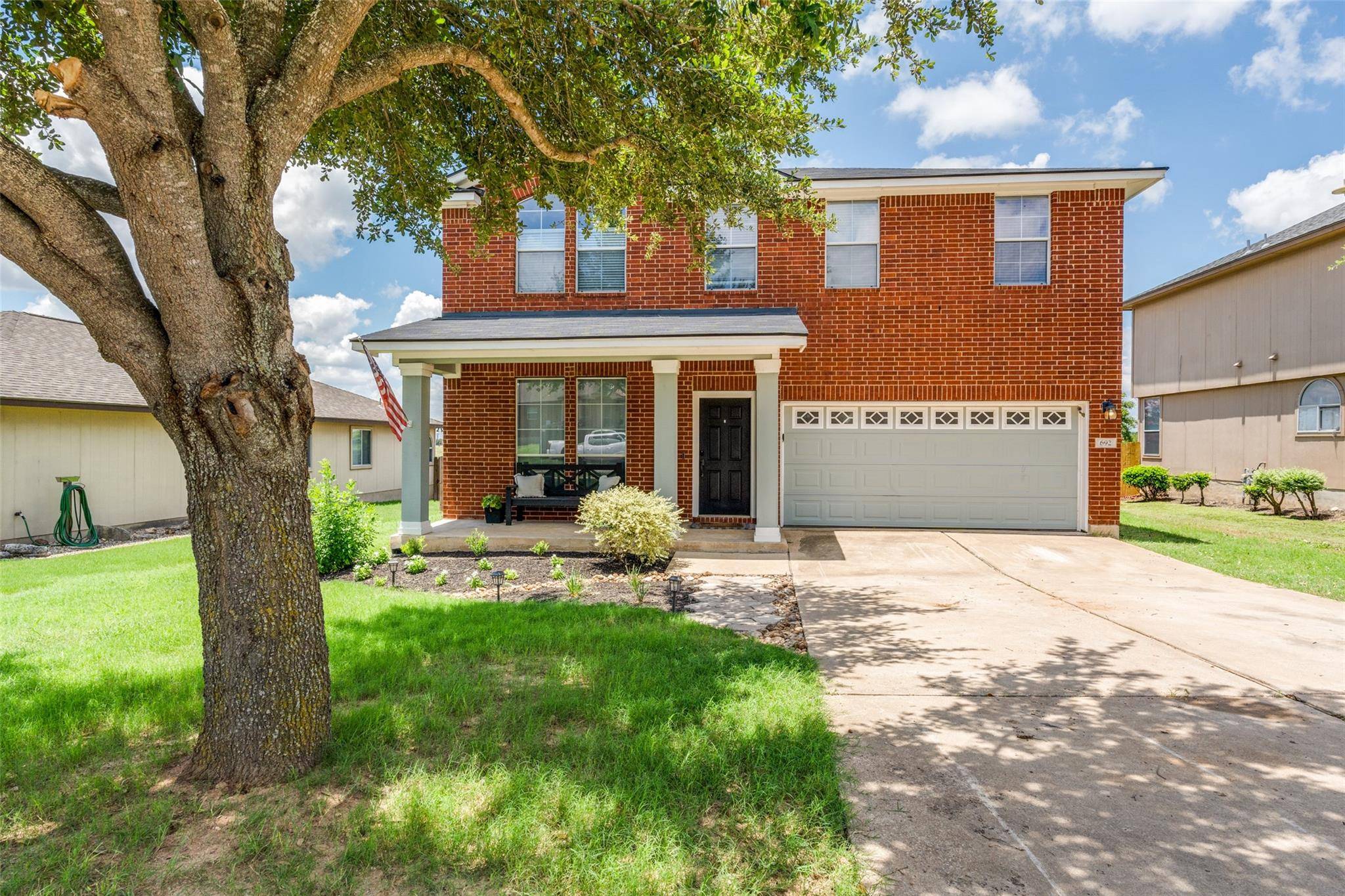 692 Covent DR, Kyle, TX 78640