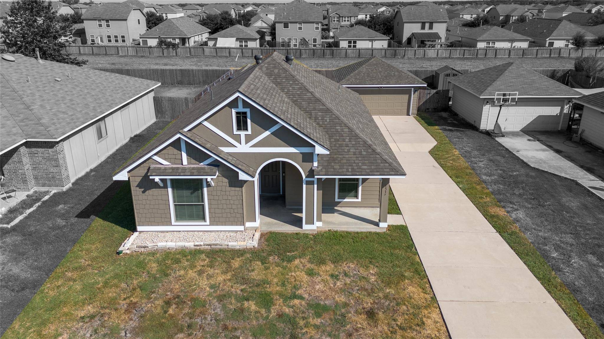 1517 Twin CV, Kyle, TX 78640
