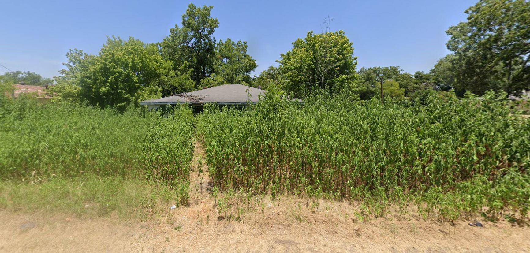813 Live Oak ST, Marlin, TX 76661