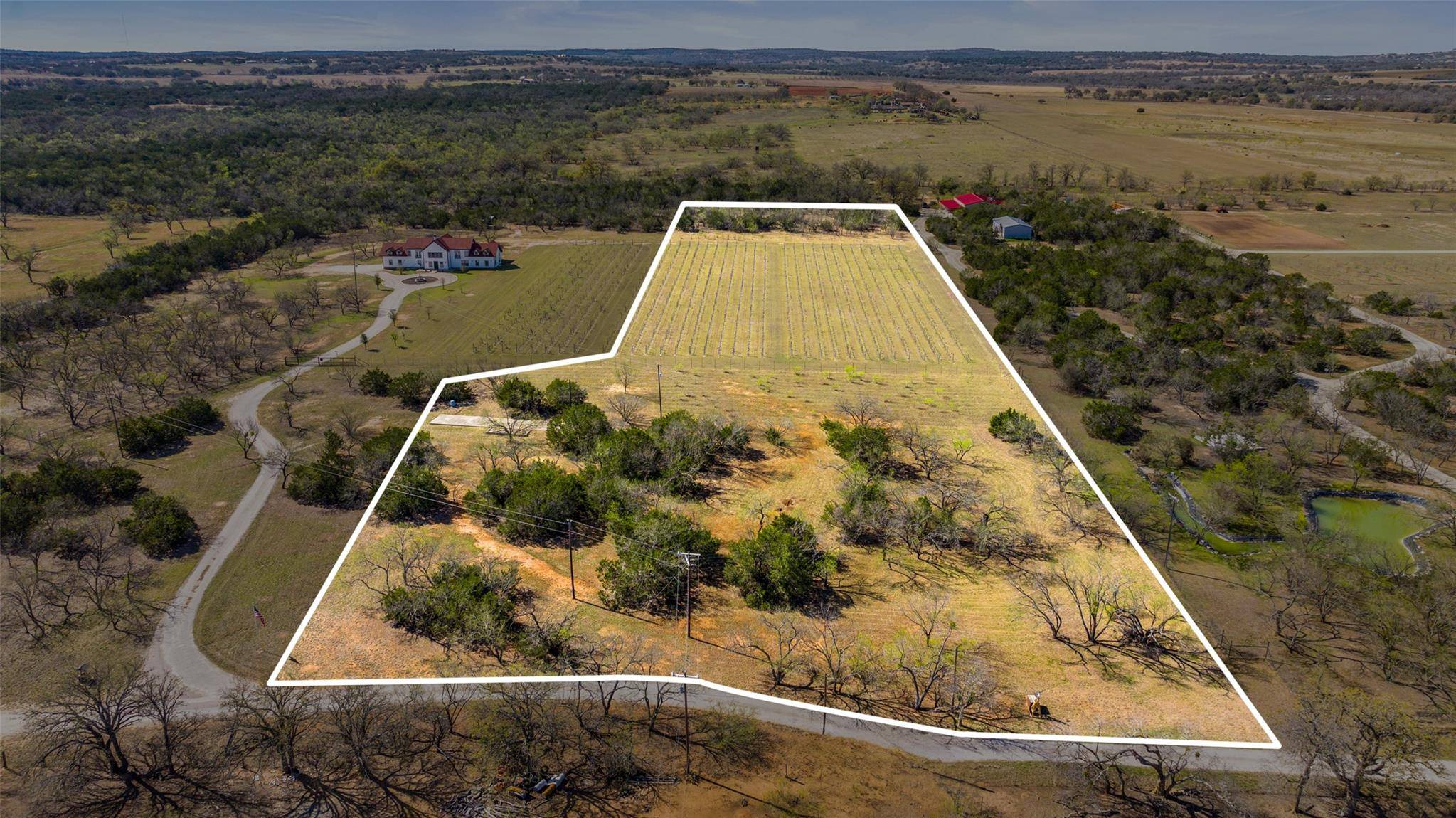 400 Chateau Lane, Stonewall, TX 78671