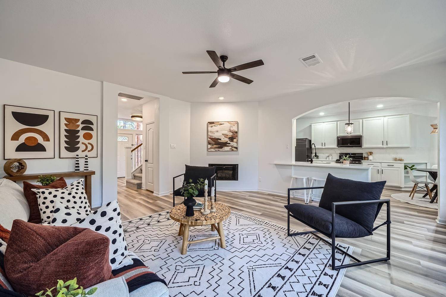 1708 Mackenzie LN, Cedar Park, TX 78613