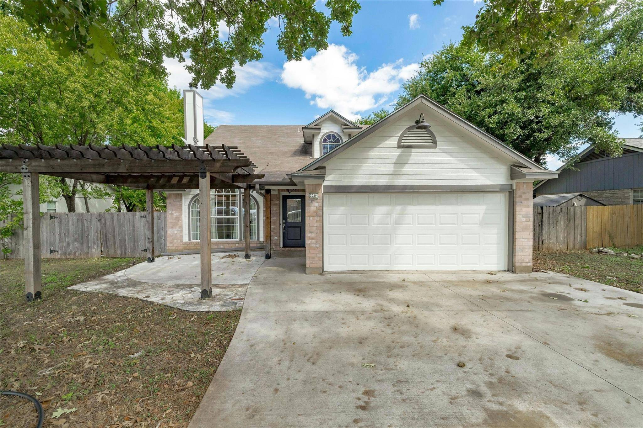 2204 Clover LN, Cedar Park, TX 78613