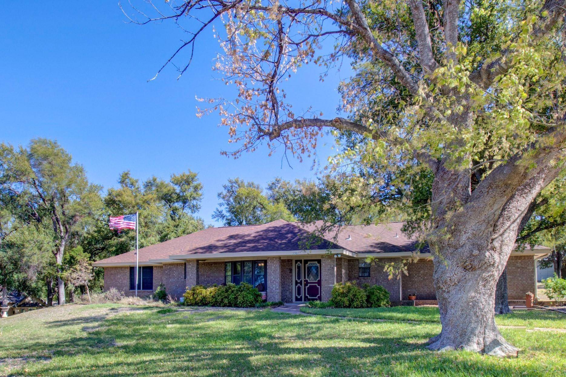 3301 W Scenic LOOP, Marble Falls, TX 78654