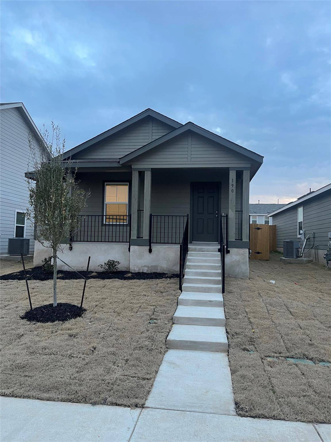 190 Sormonne LOOP, Kyle, TX 78640