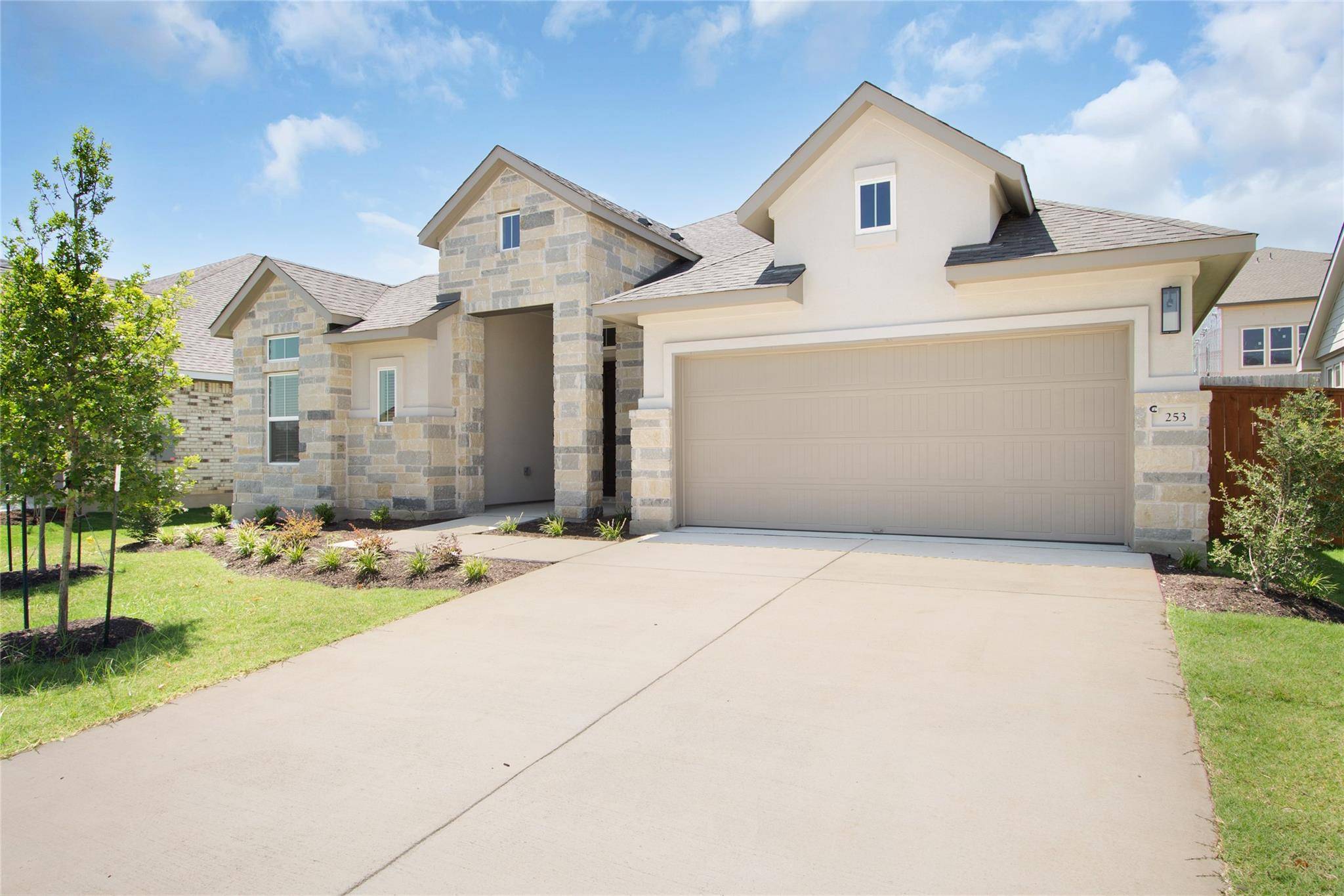 1025 Rollingwood TRL, Georgetown, TX 78633