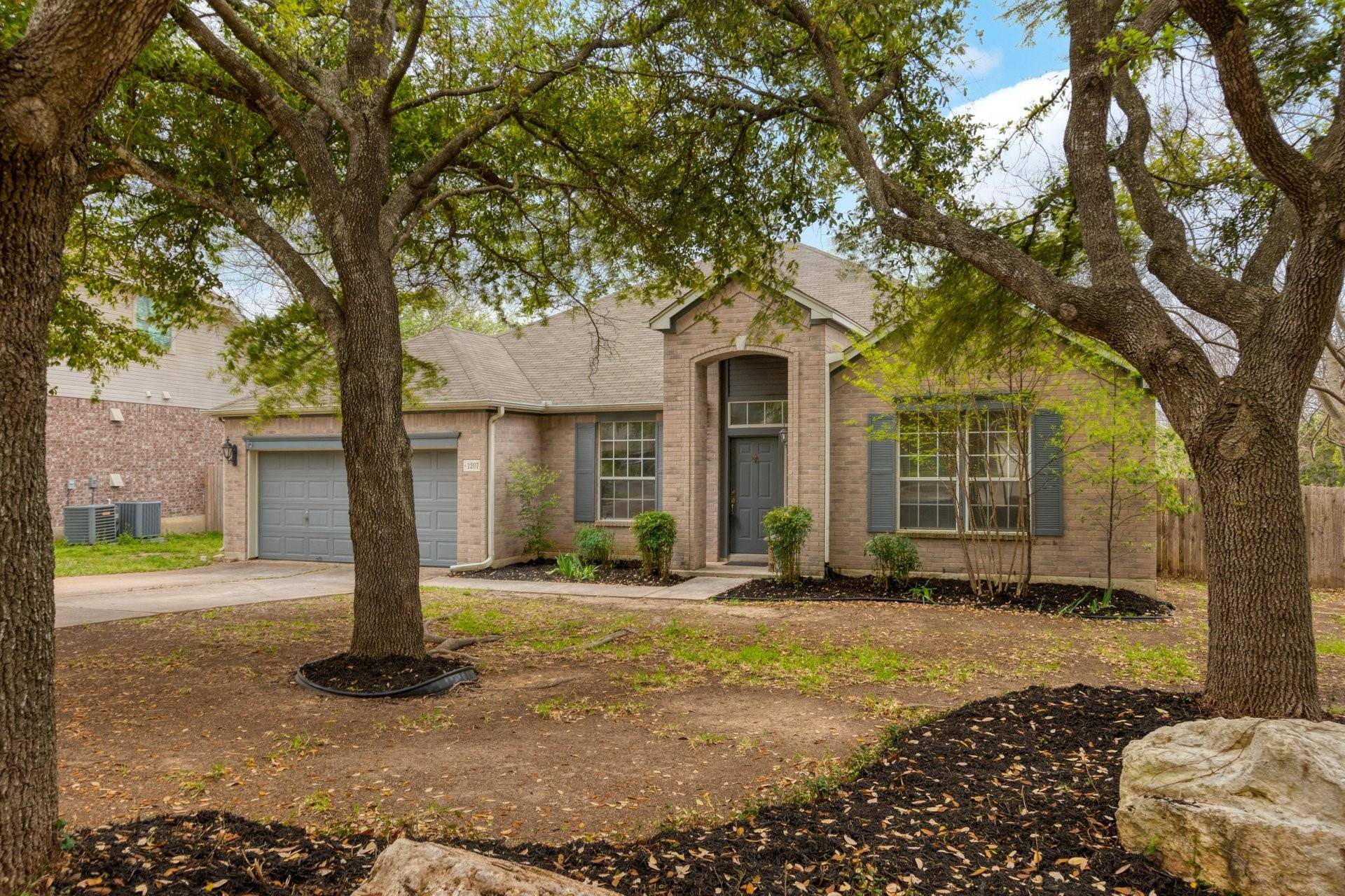 1207 Red Ranch CIR, Cedar Park, TX 78613