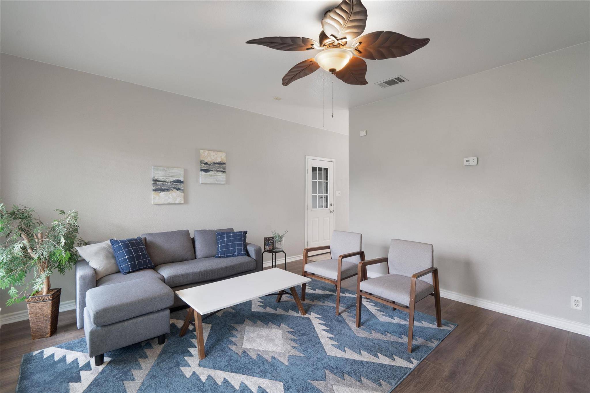 414 Sabrina DR, Taylor, TX 76574
