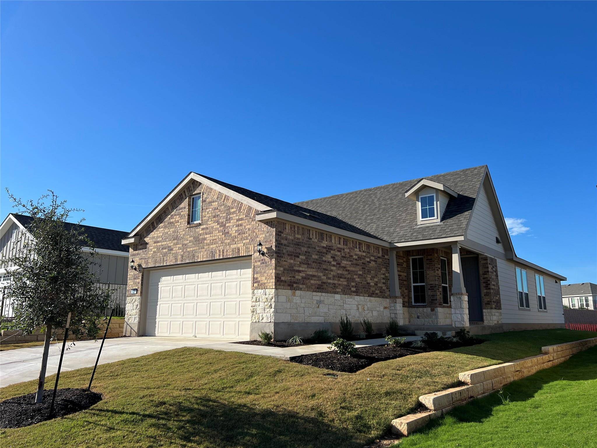 127 Clay Hill ST, Georgetown, TX 78633