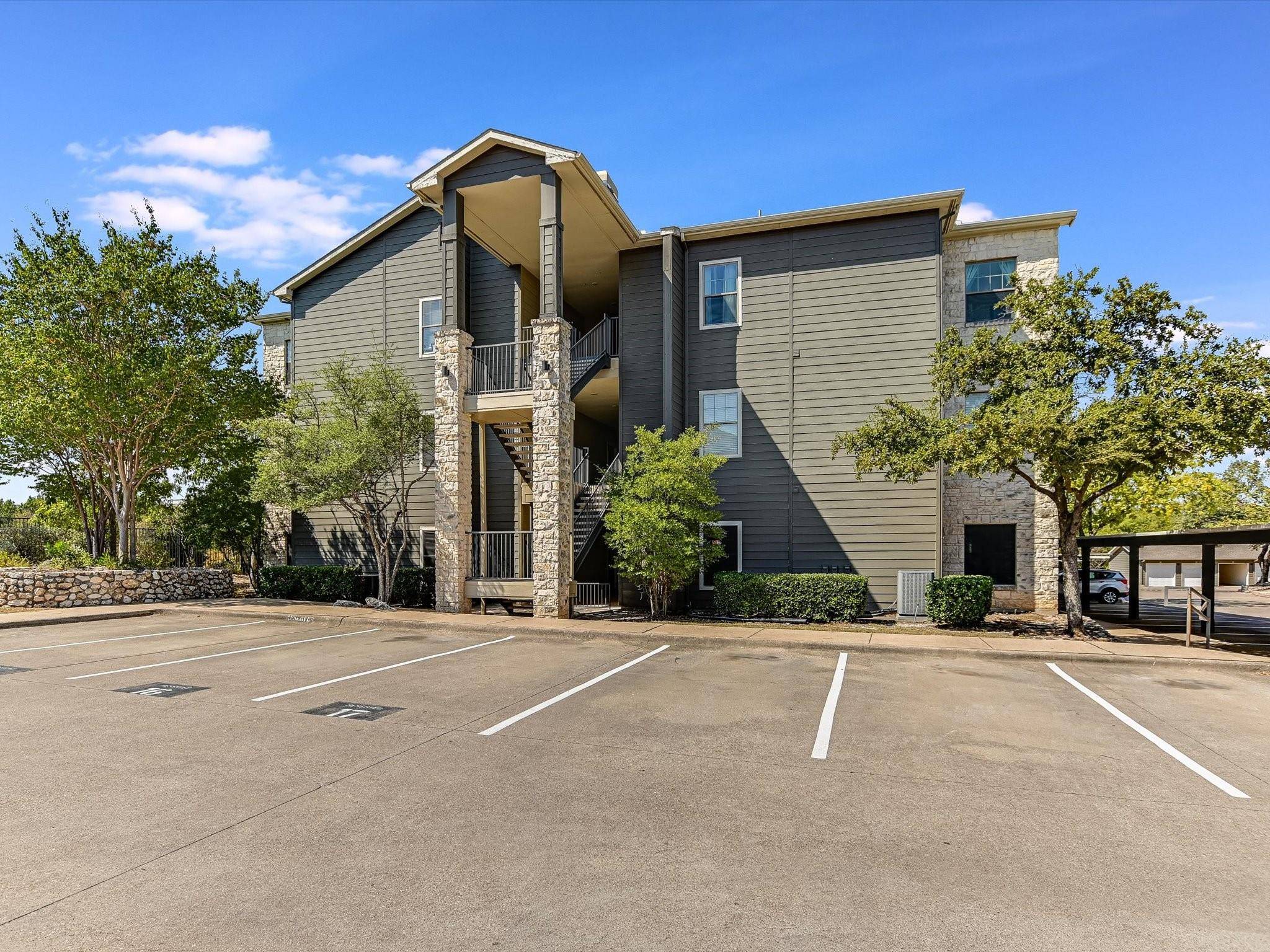 2320 Gracy Farms LN #431, Austin, TX 78758