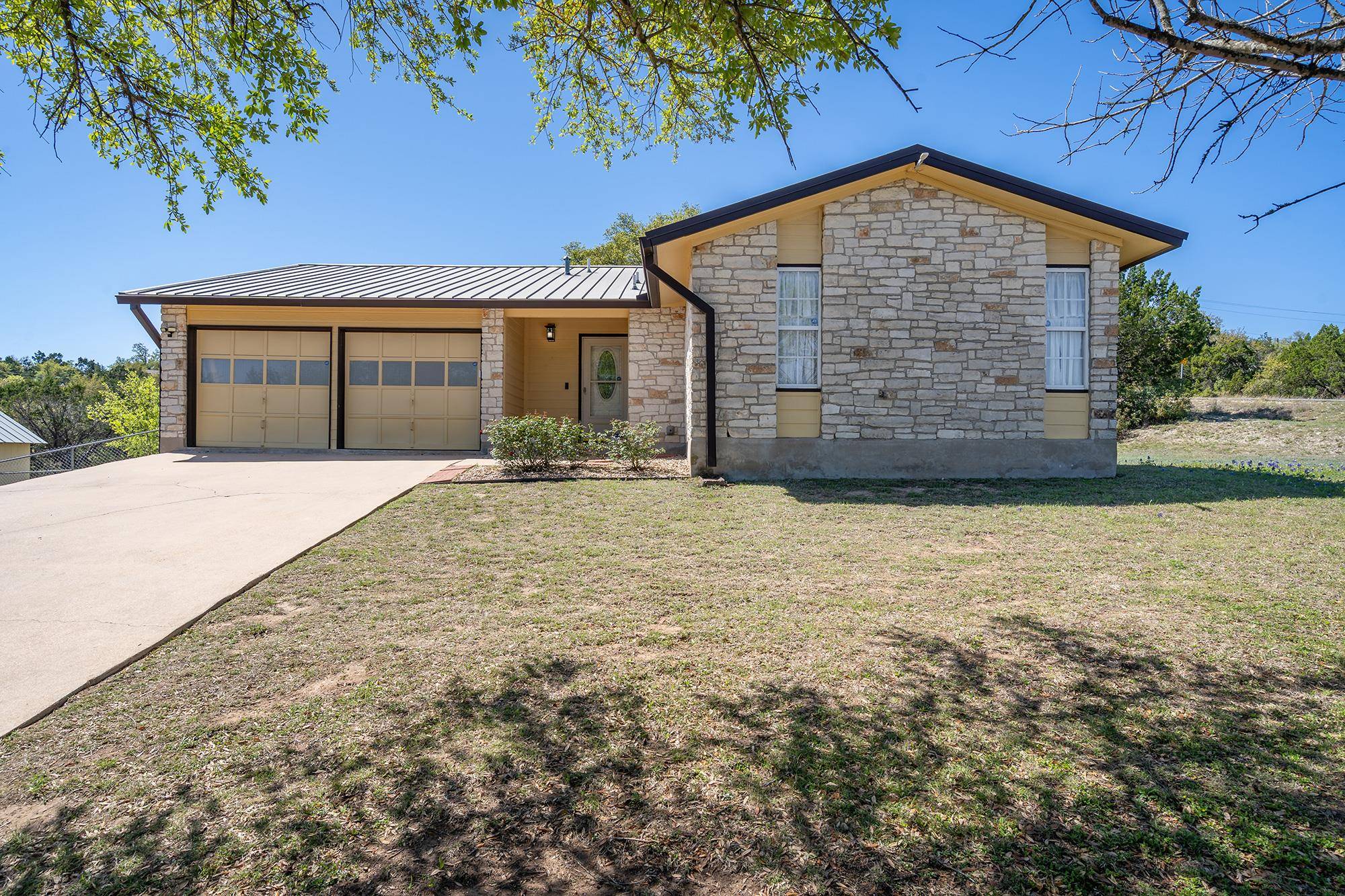 8207 Mescalero DR, Austin, TX 78736