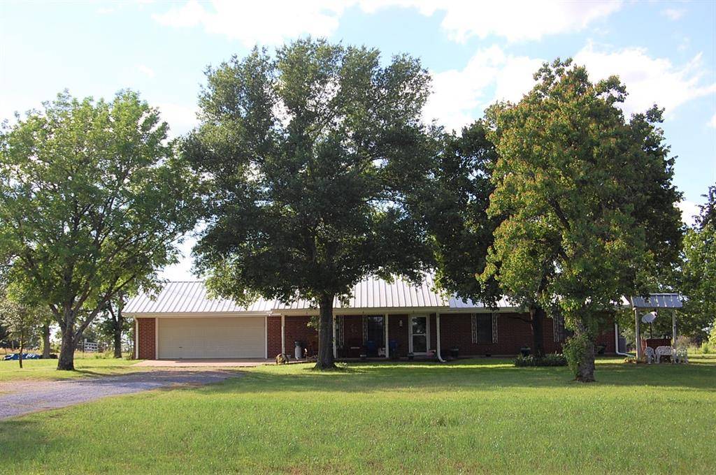 17797 Sterling Robertson Dam RD, Thornton, TX 76687