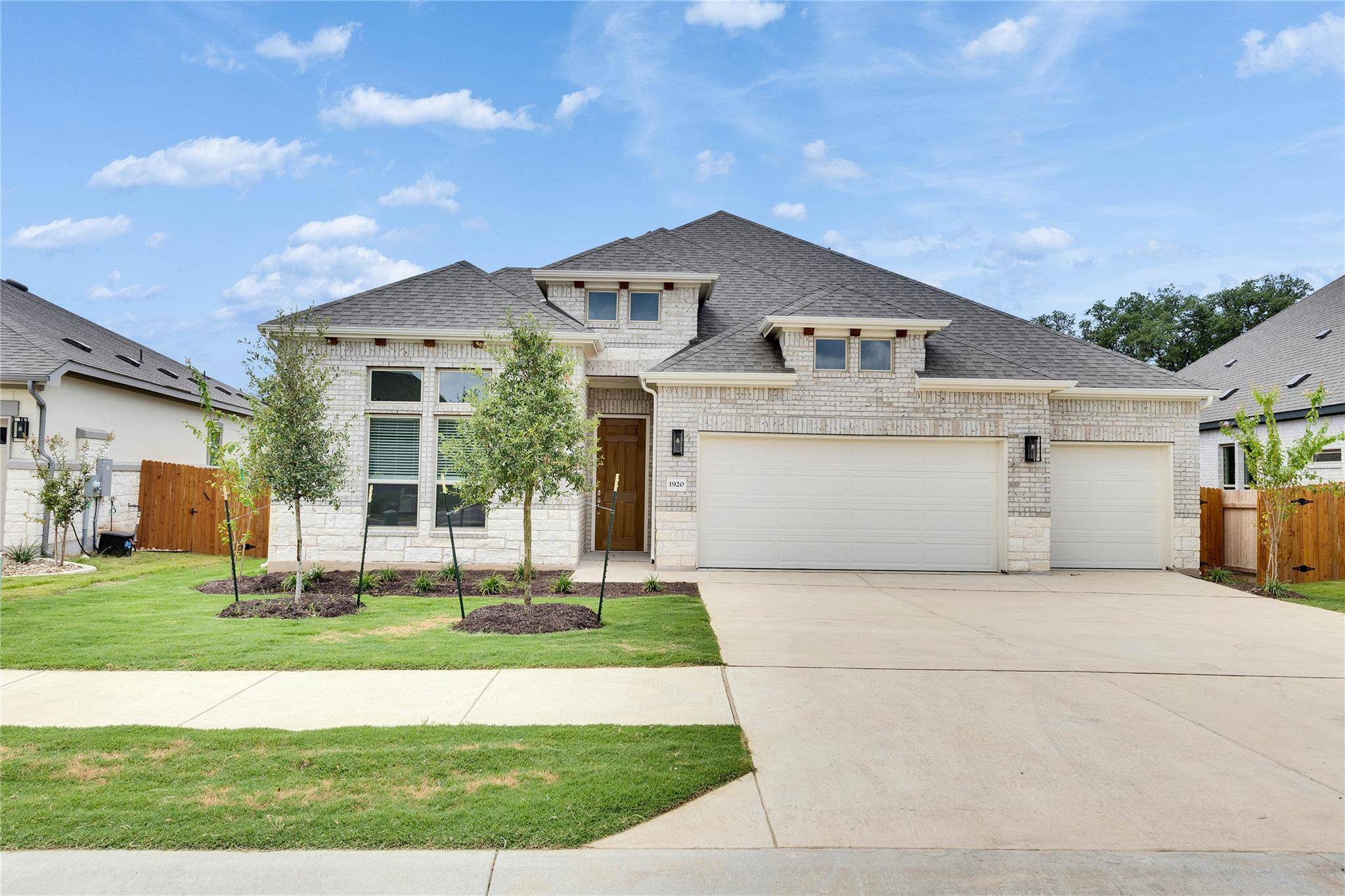 1920 Scenic Heights LN, Georgetown, TX 78628