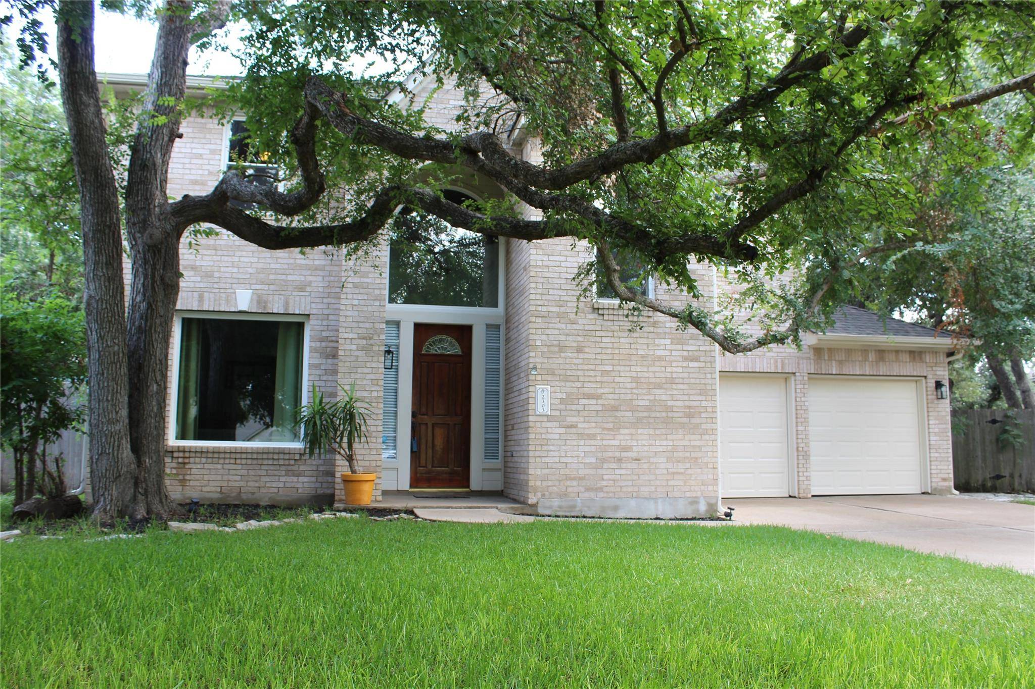 2303 Oakshire CV, Cedar Park, TX 78613