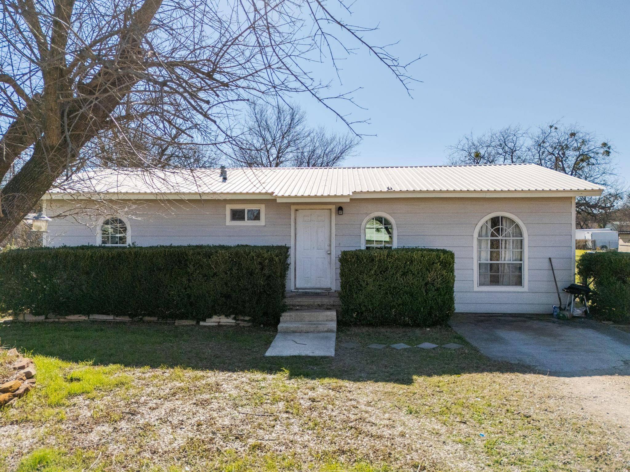240 Orchard ST, Kempner, TX 76539