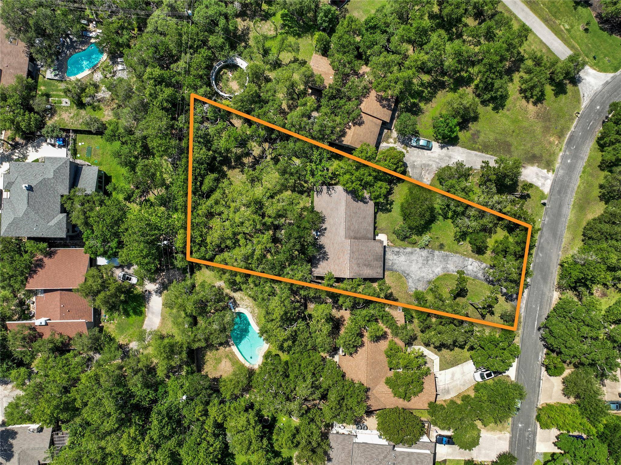 8303 Cliffview DR, Austin, TX 78759