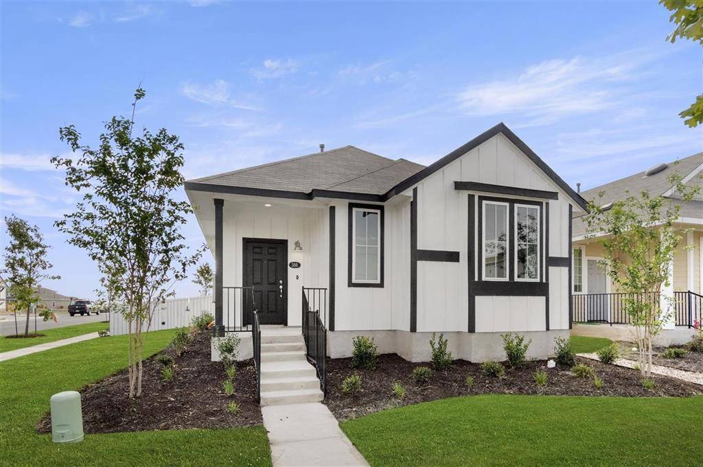 386 Hortus DR, Kyle, TX 78640