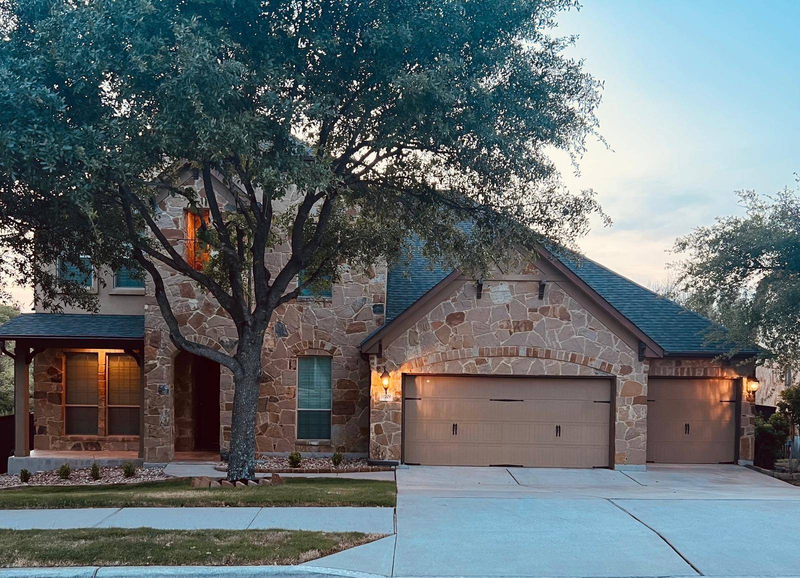 10209 Ivalenes Hope DR, Austin, TX 78717