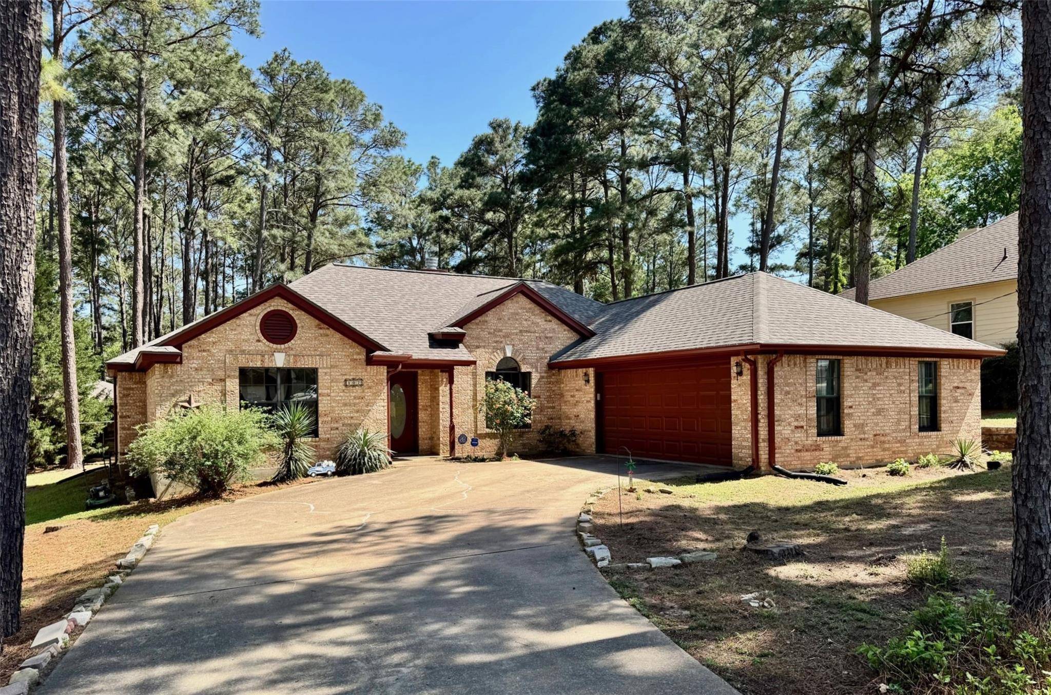 107 Pine Ridge DR, Bastrop, TX 78602