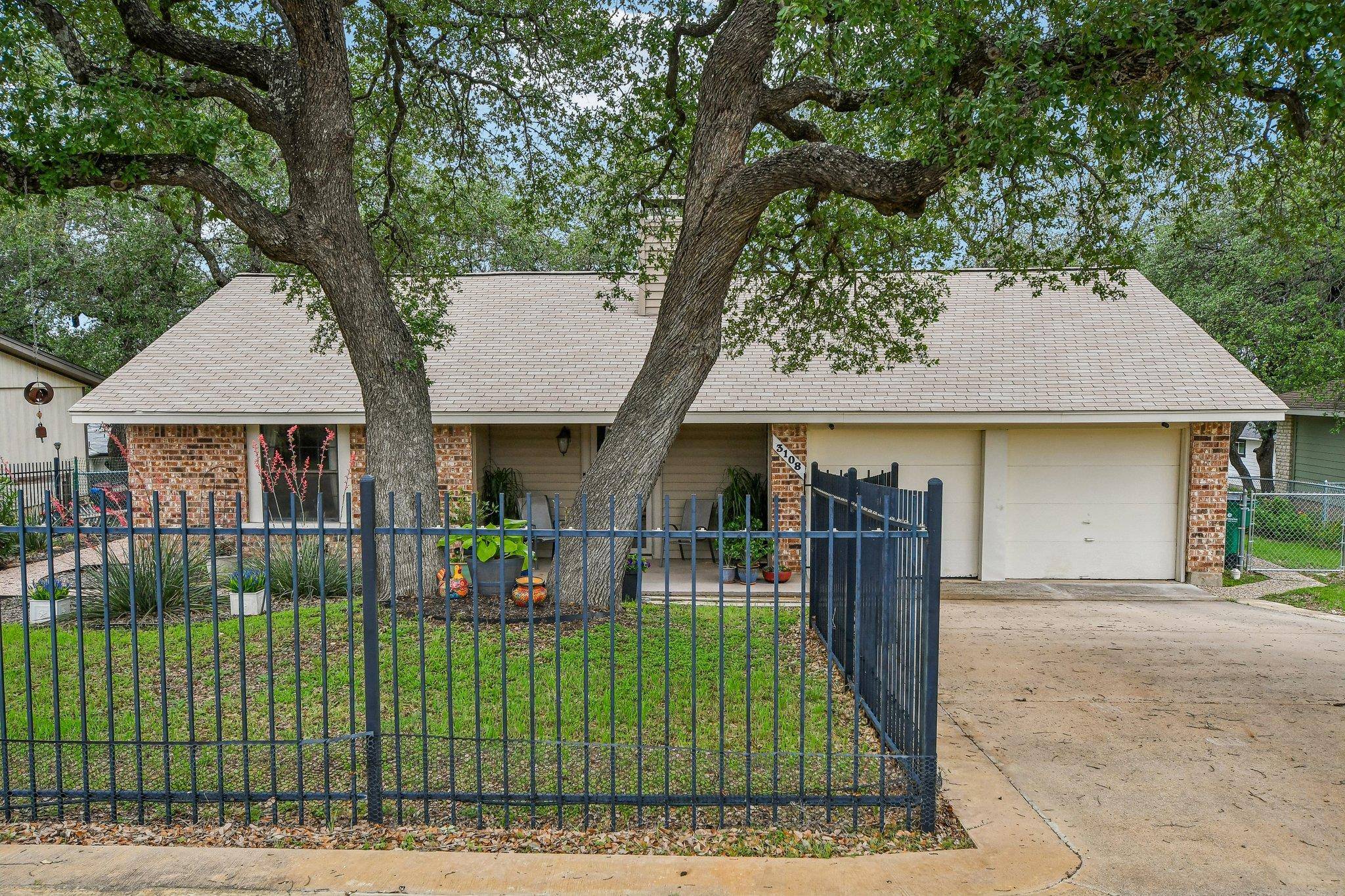 3108 American DR, Lago Vista, TX 78645