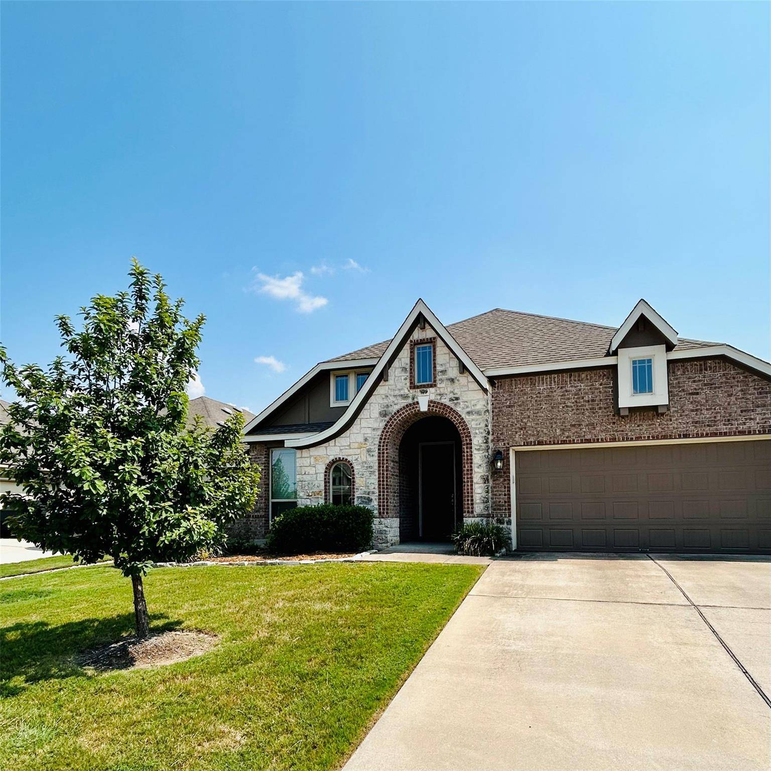 191 E Summer Vista DR, Buda, TX 78610