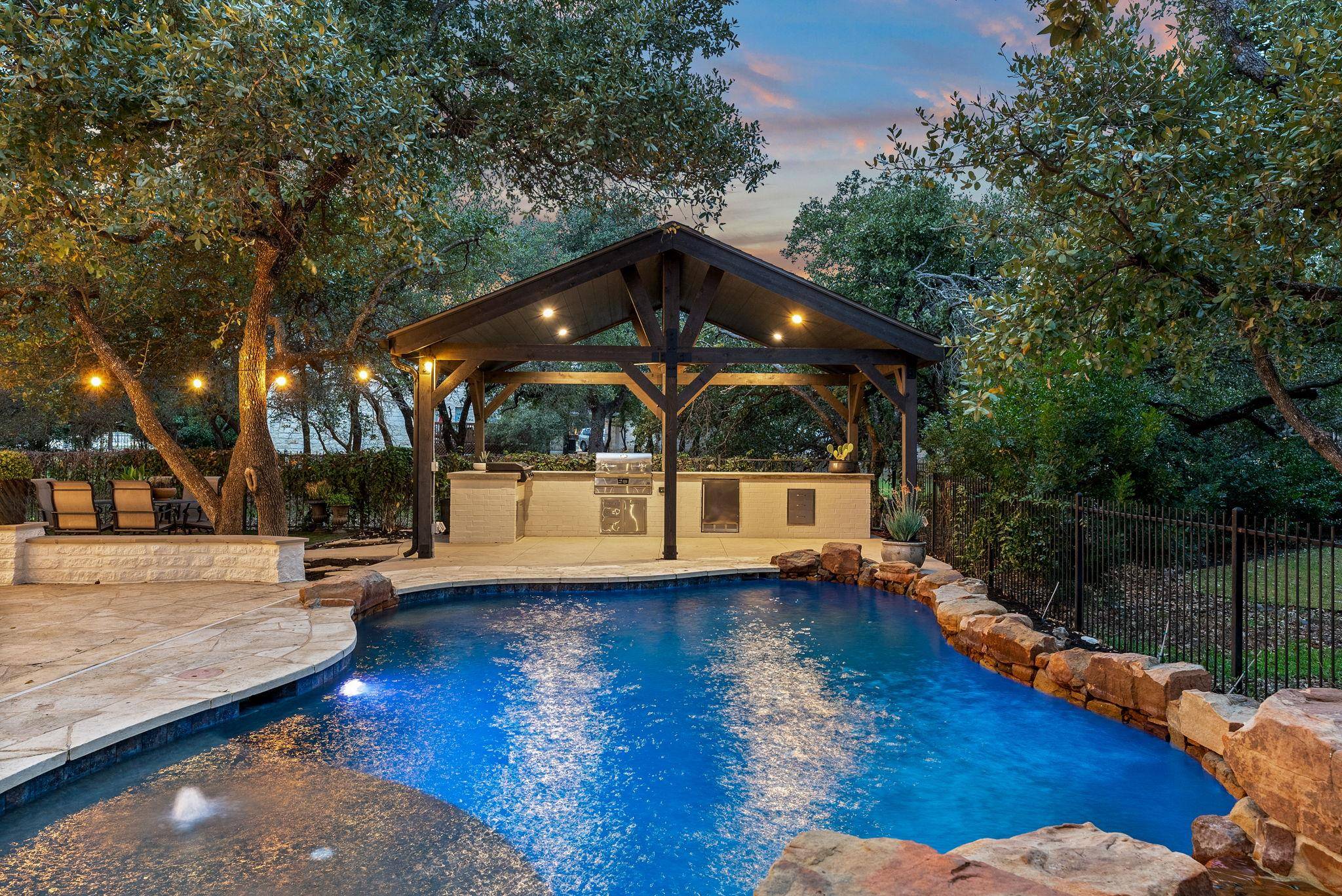 444 Champions DR, Georgetown, TX 78628