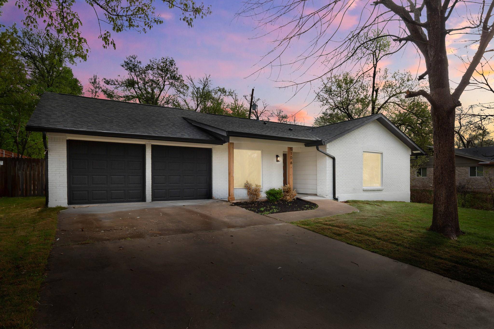 5106 Woodmoor DR, Austin, TX 78721